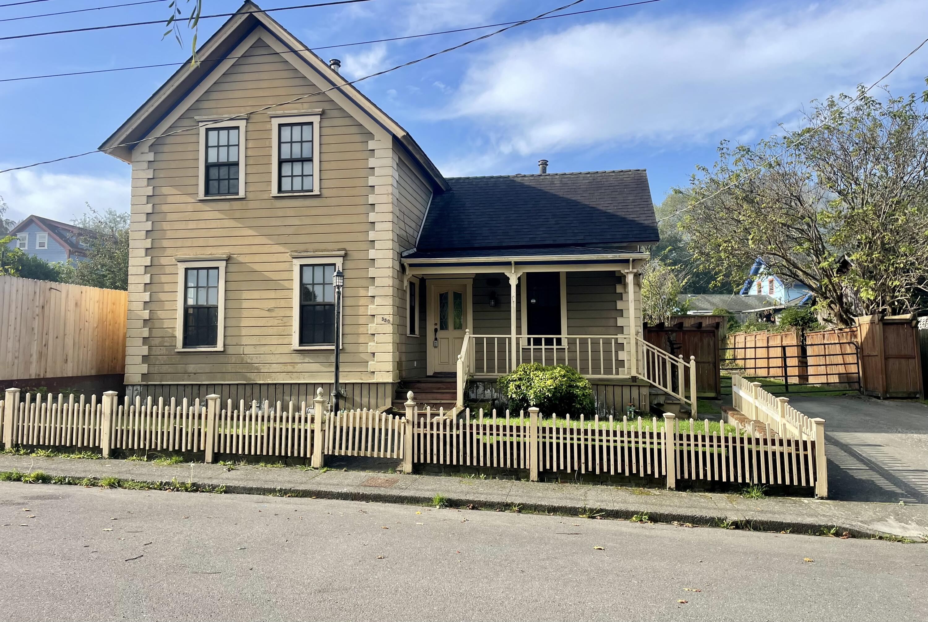 550 Eugene Street