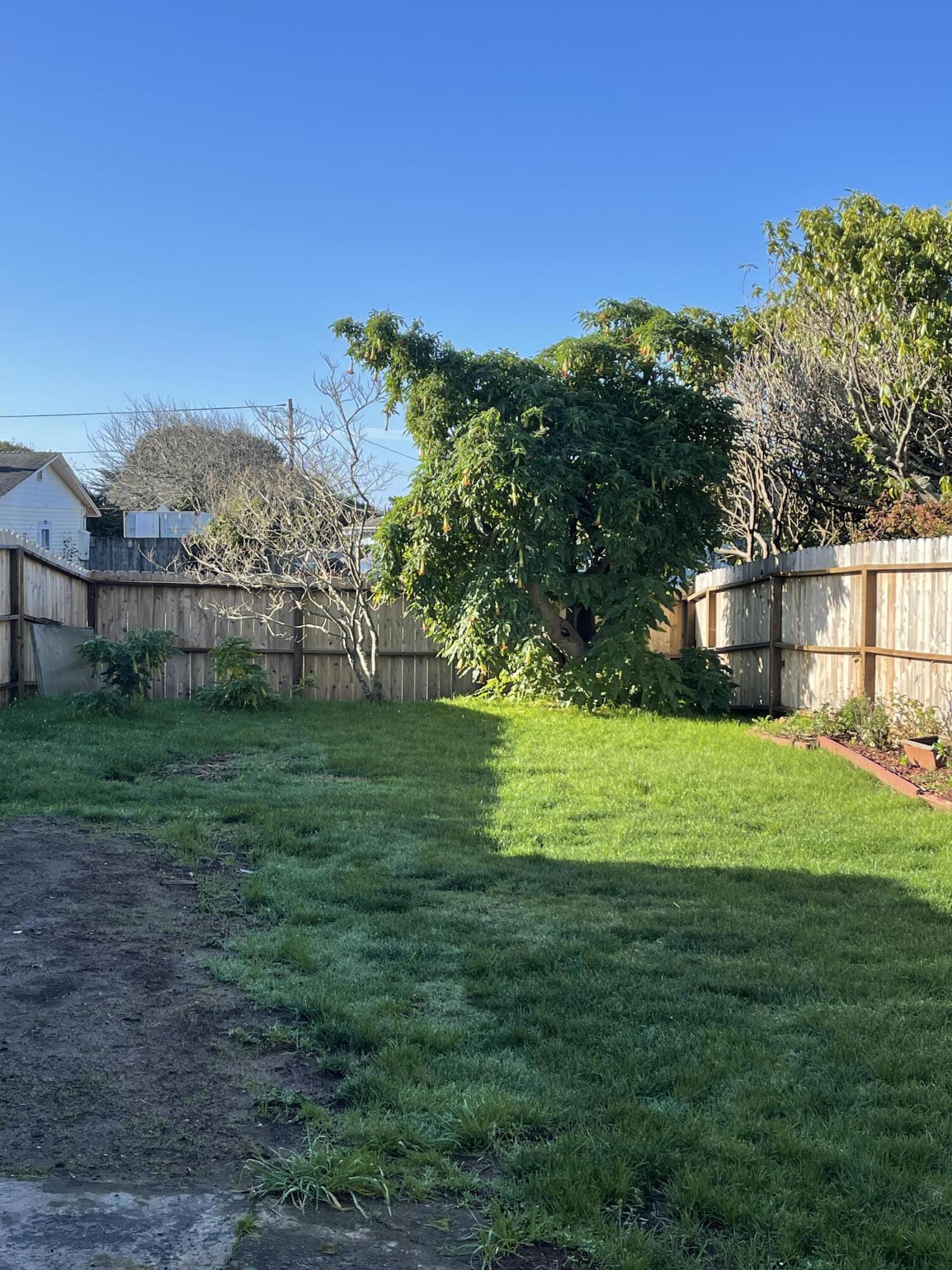 1955 Wavecrest Court, McKinleyville