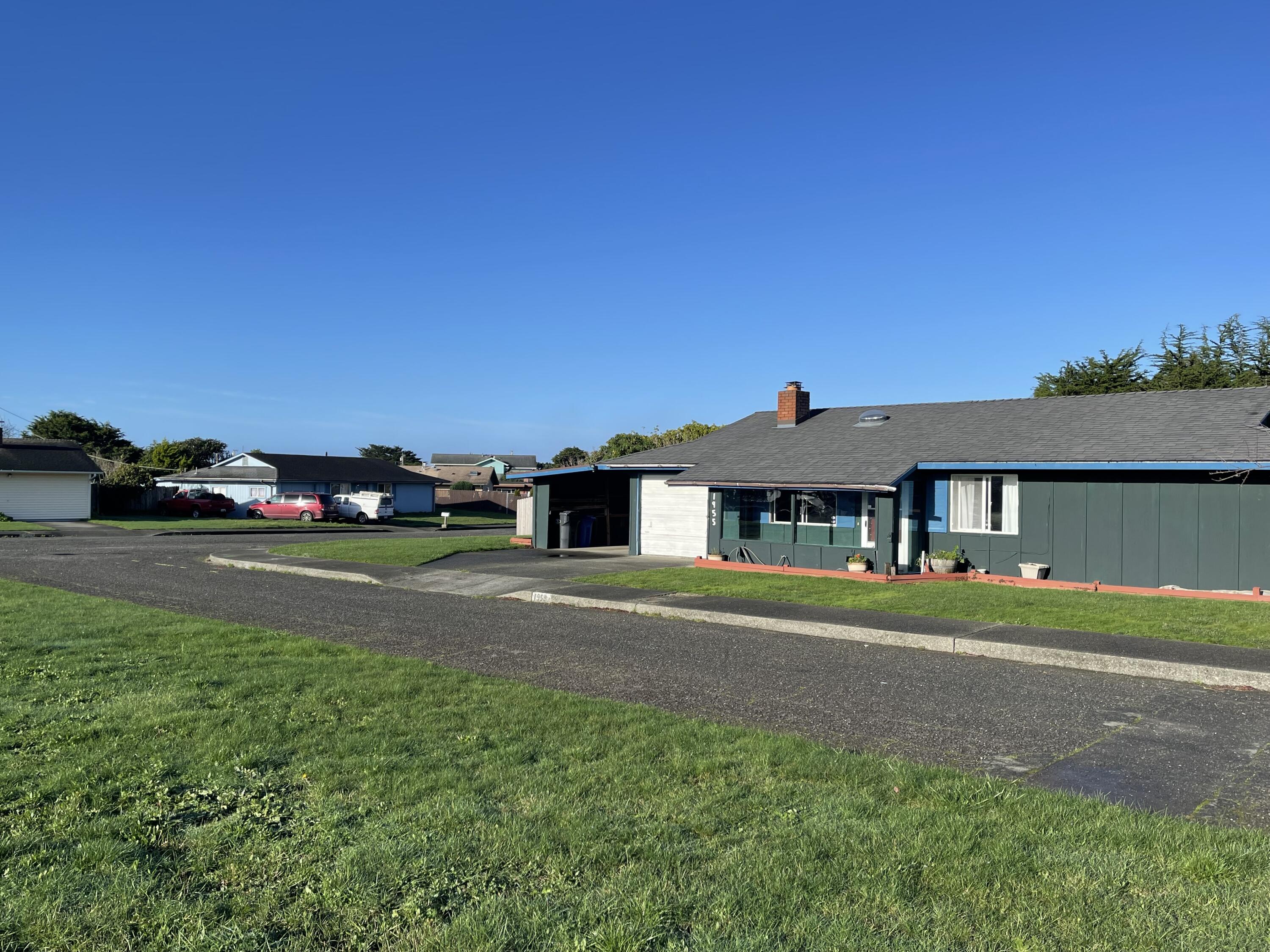 1955 Wavecrest Court, McKinleyville