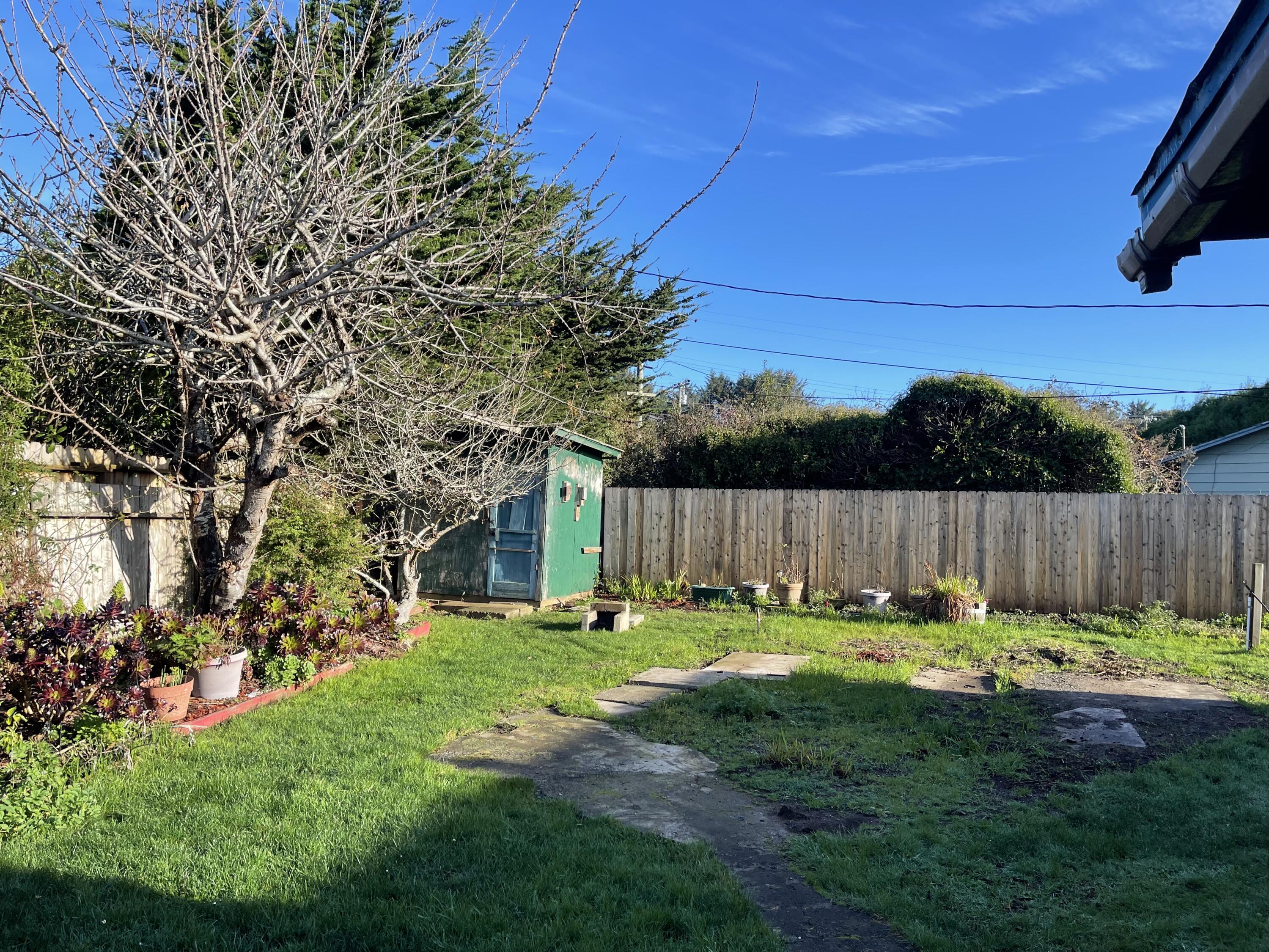 1955 Wavecrest Court, McKinleyville