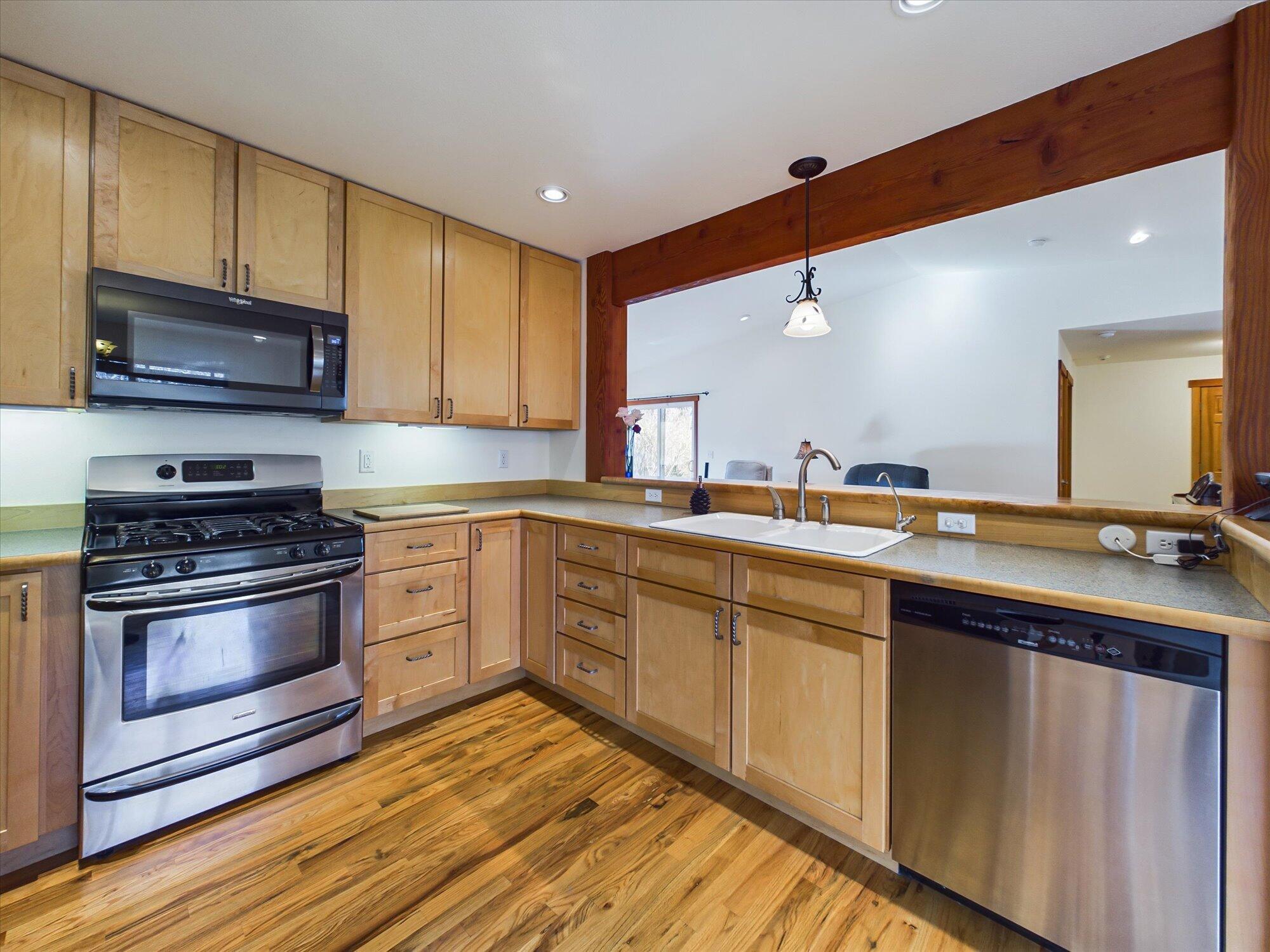 2302 Second Street, McKinleyville