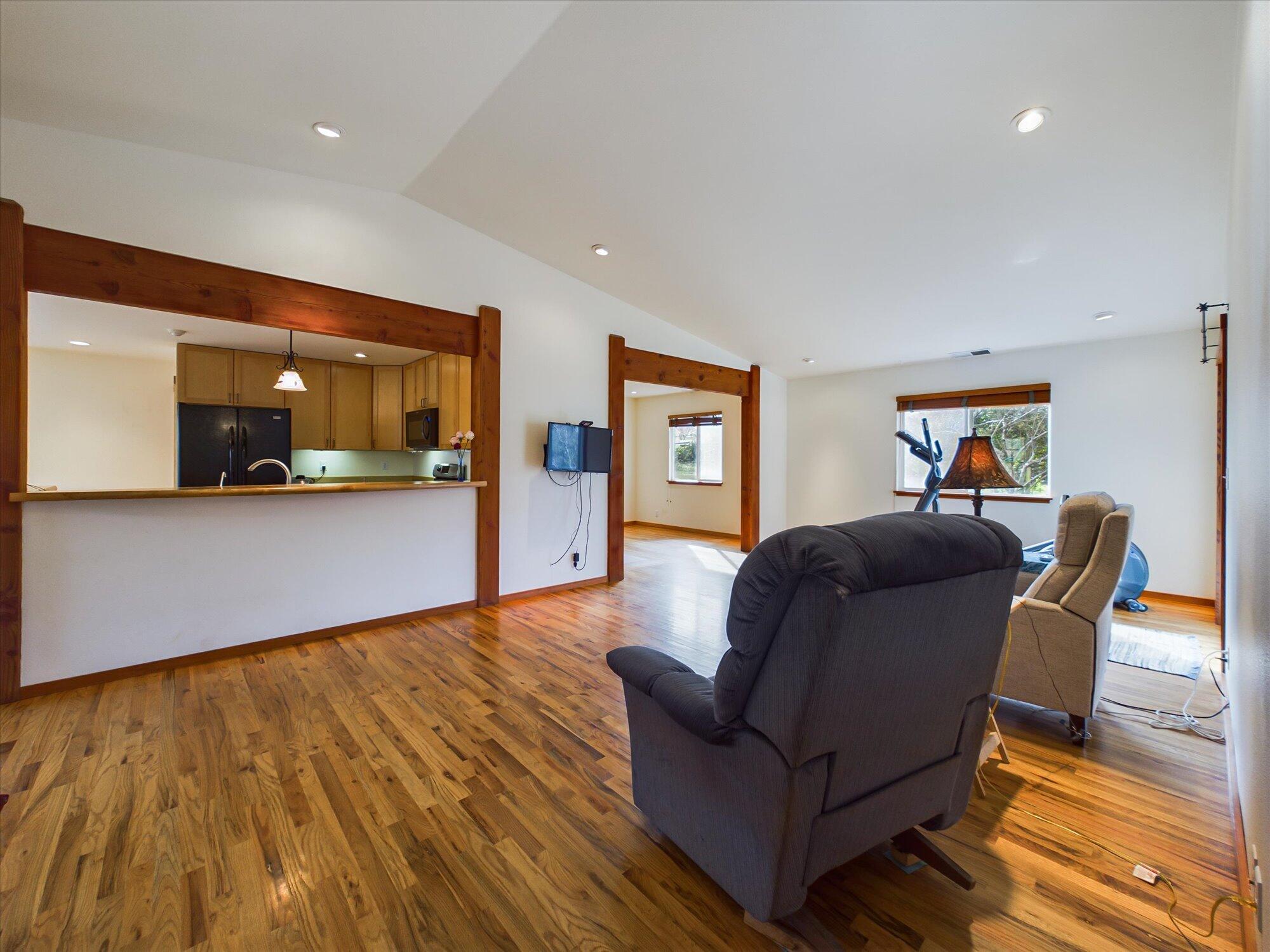 2302 Second Street, McKinleyville