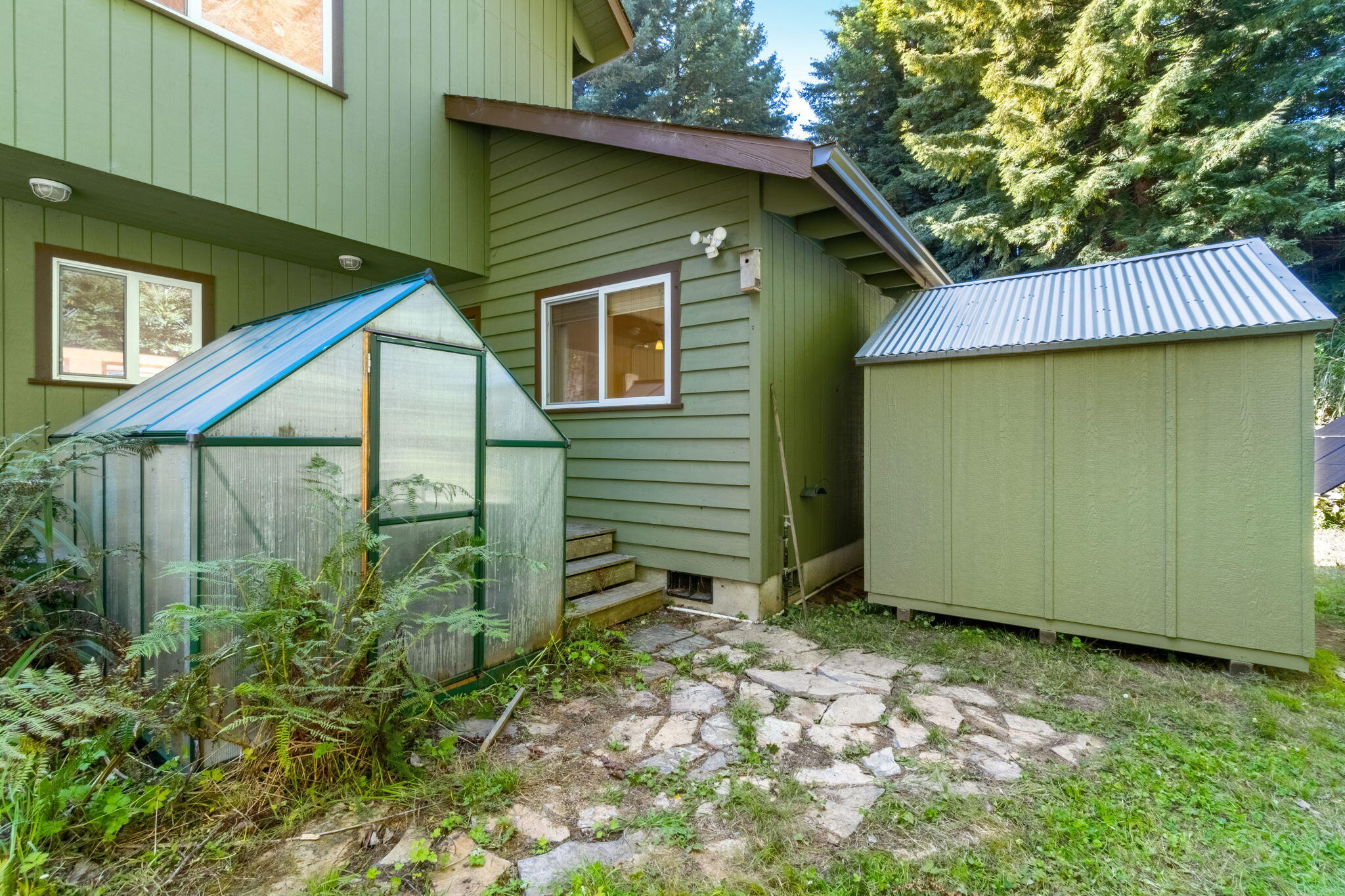 2340 Greenwood Heights Drive