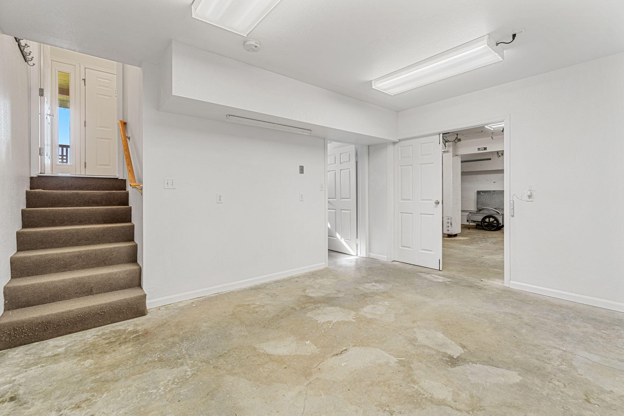 2340 Greenwood Heights Drive