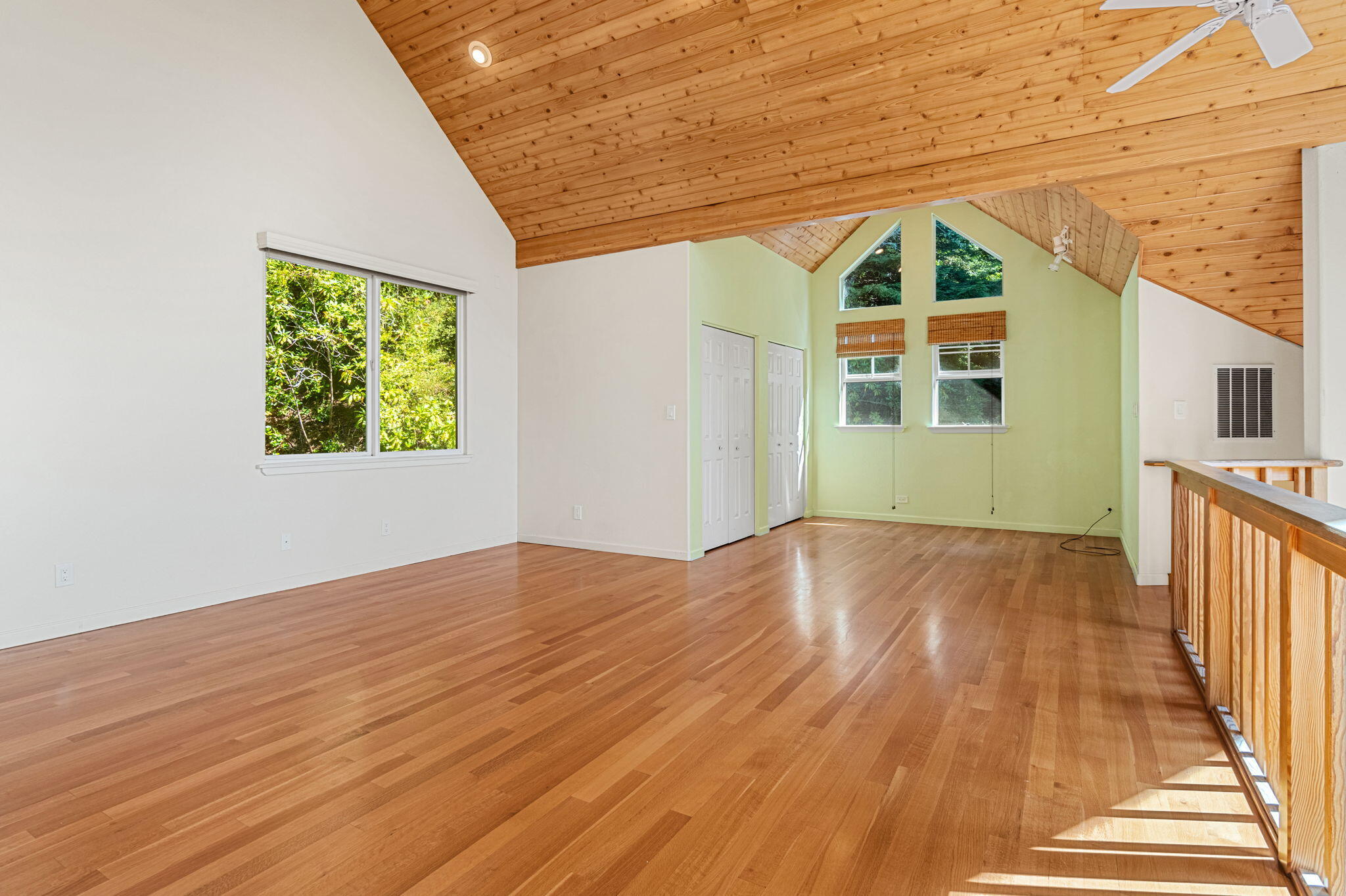 2340 Greenwood Heights Drive