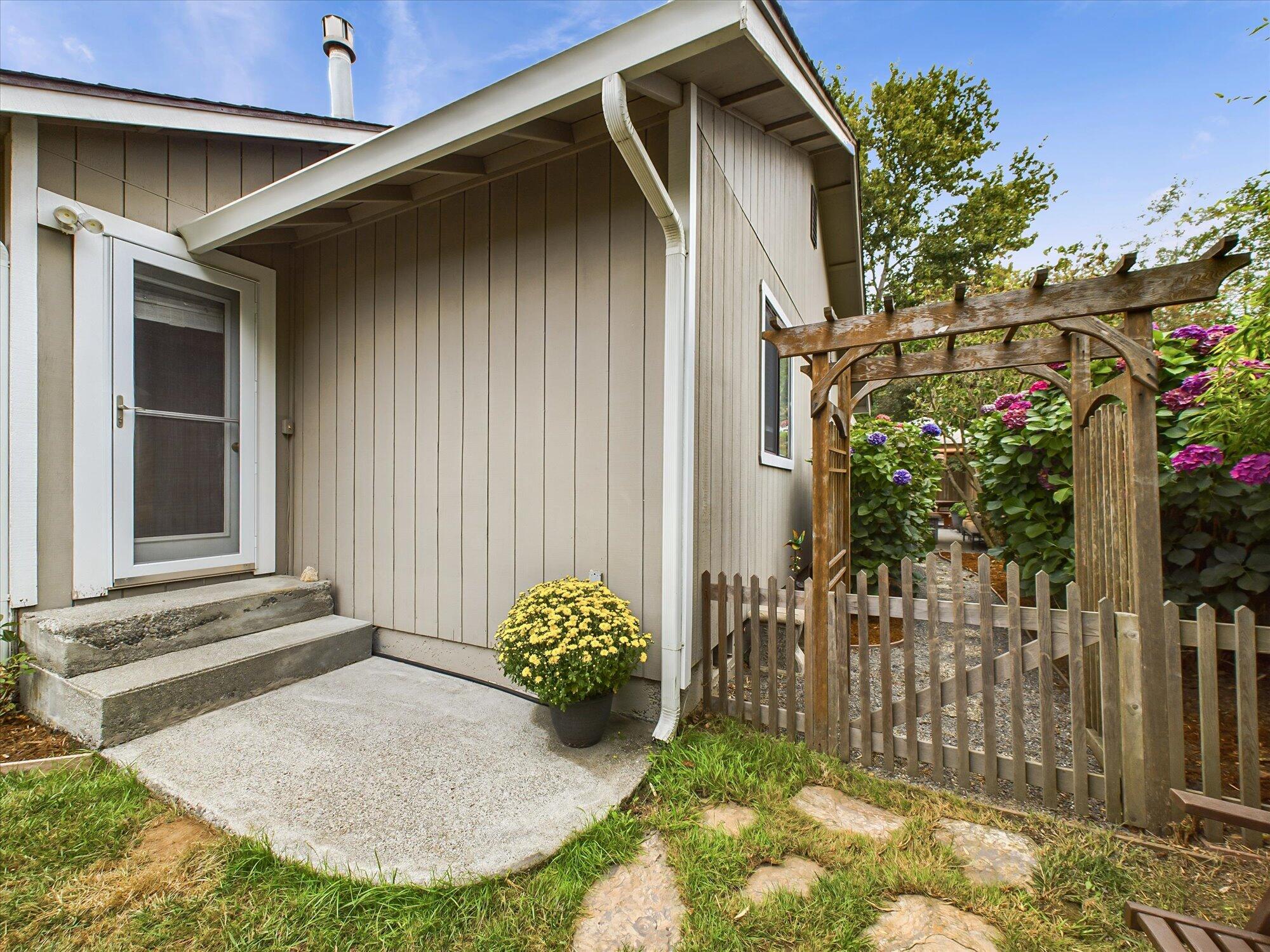 1760 Sitka Court, McKinleyville