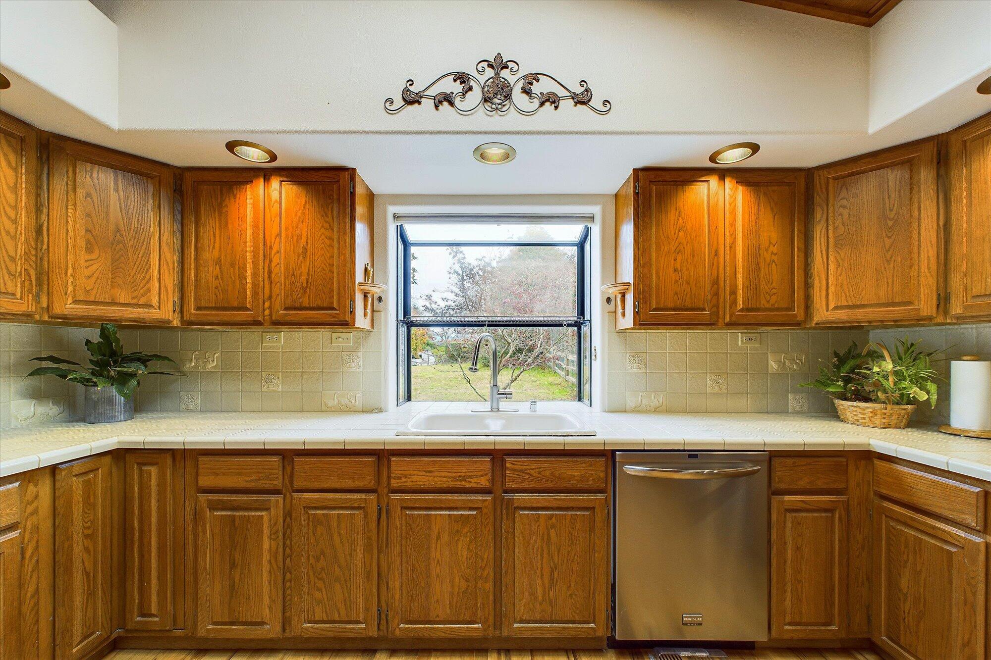 1884 Bartow Road, McKinleyville