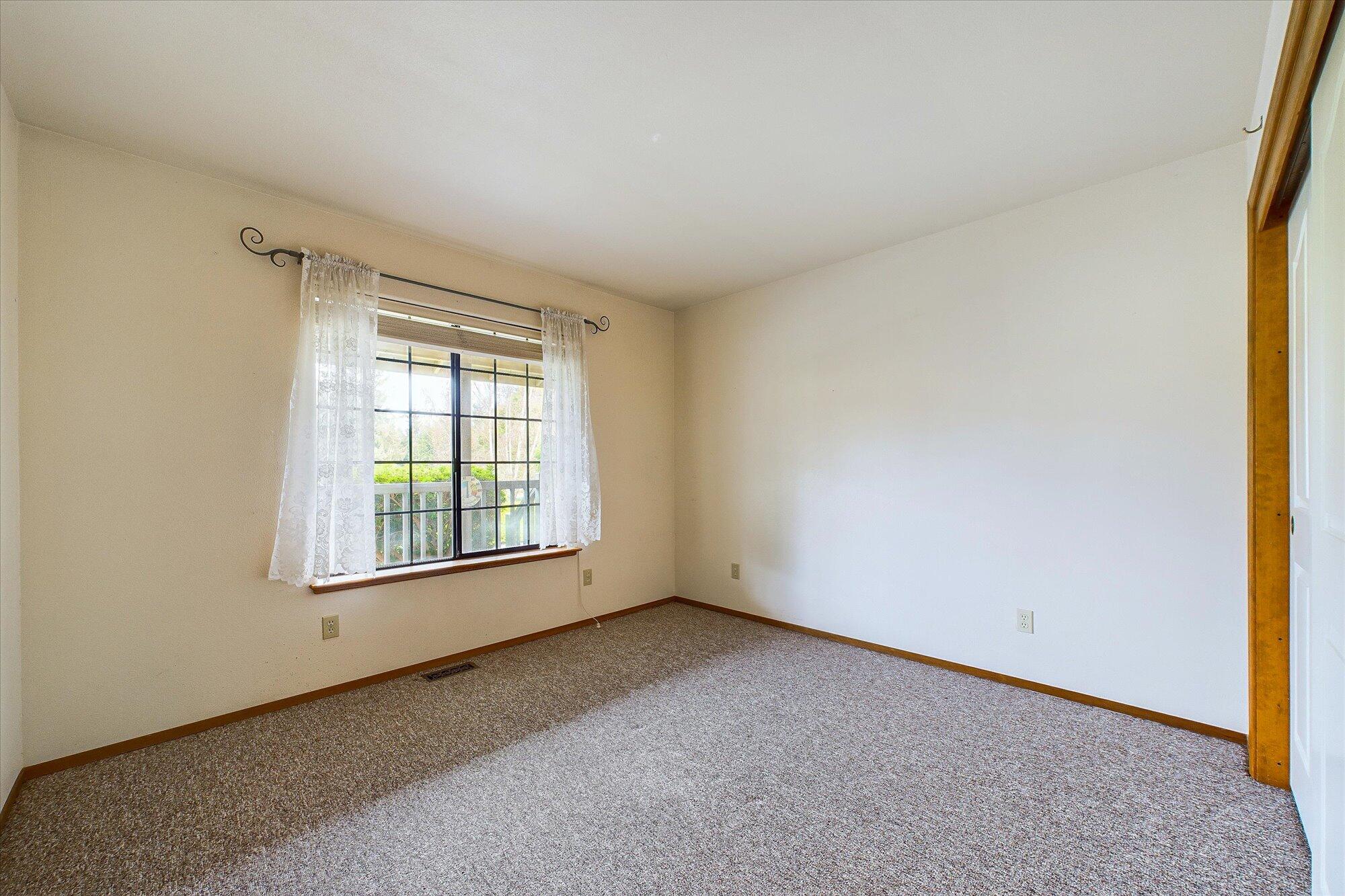 1884 Bartow Road, McKinleyville