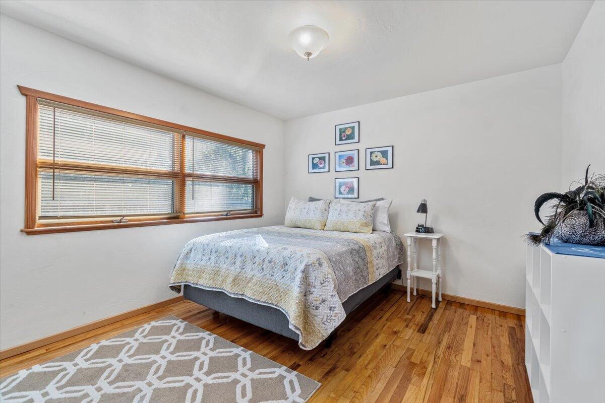 1636 Tompkins Hill Road