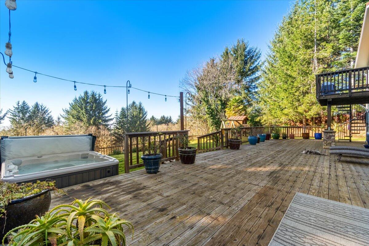 1636 Tompkins Hill Road