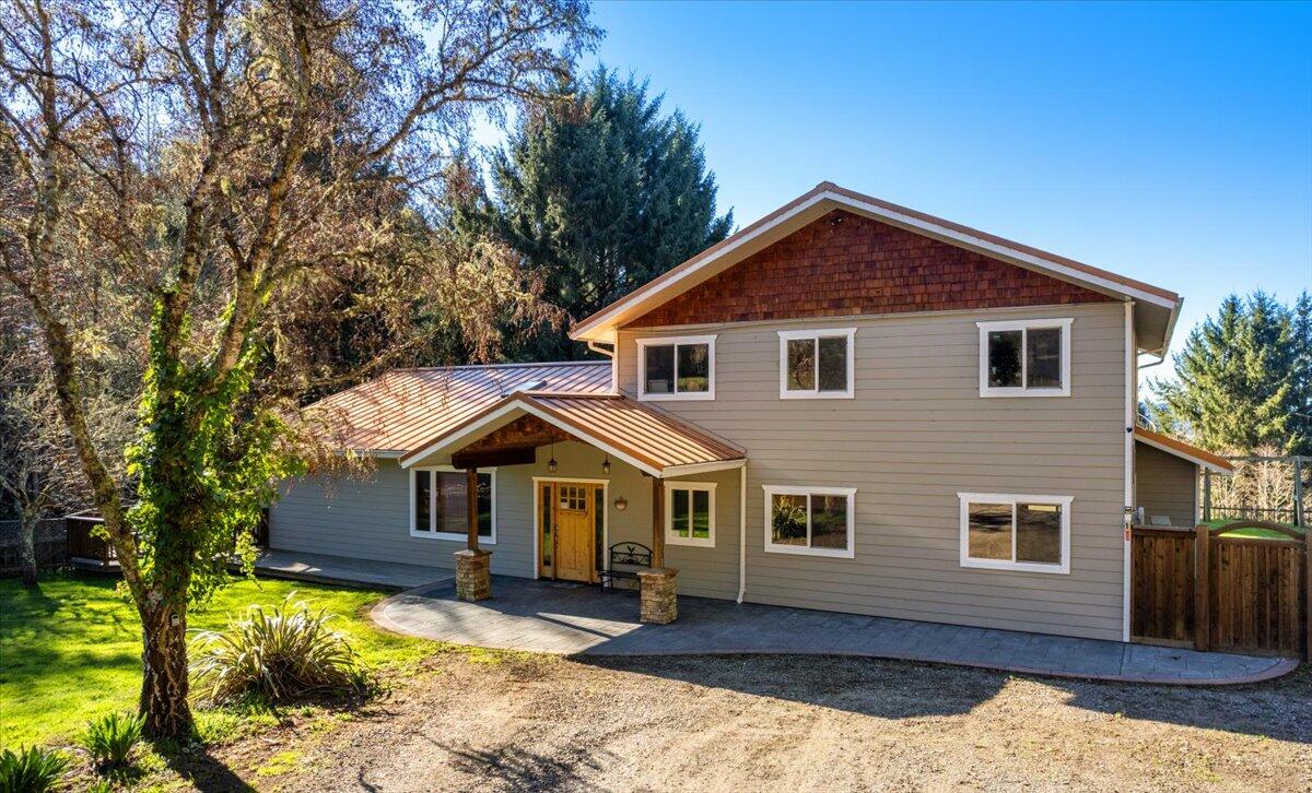 1636 Tompkins Hill Road