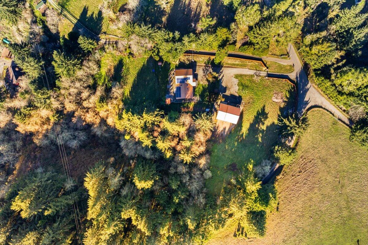 1636 Tompkins Hill Road