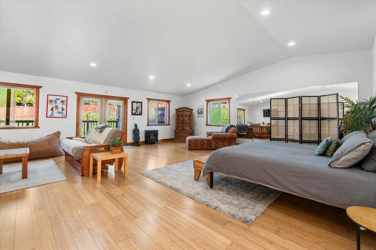 1636 Tompkins Hill Road