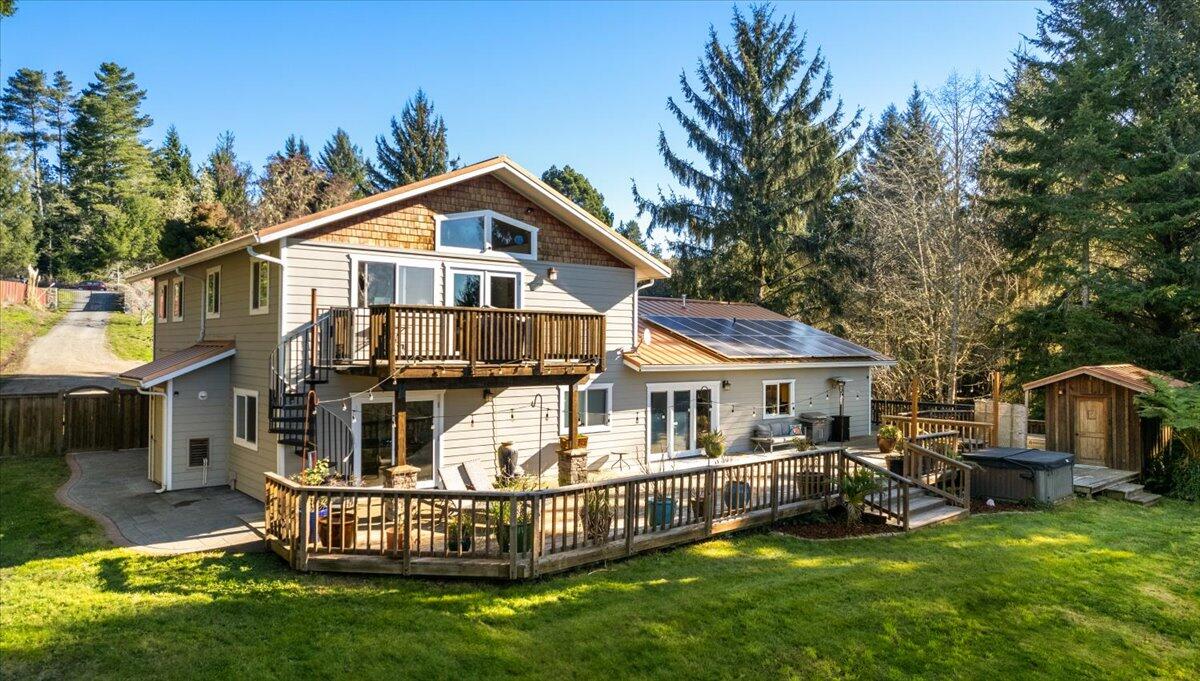 1636 Tompkins Hill Road