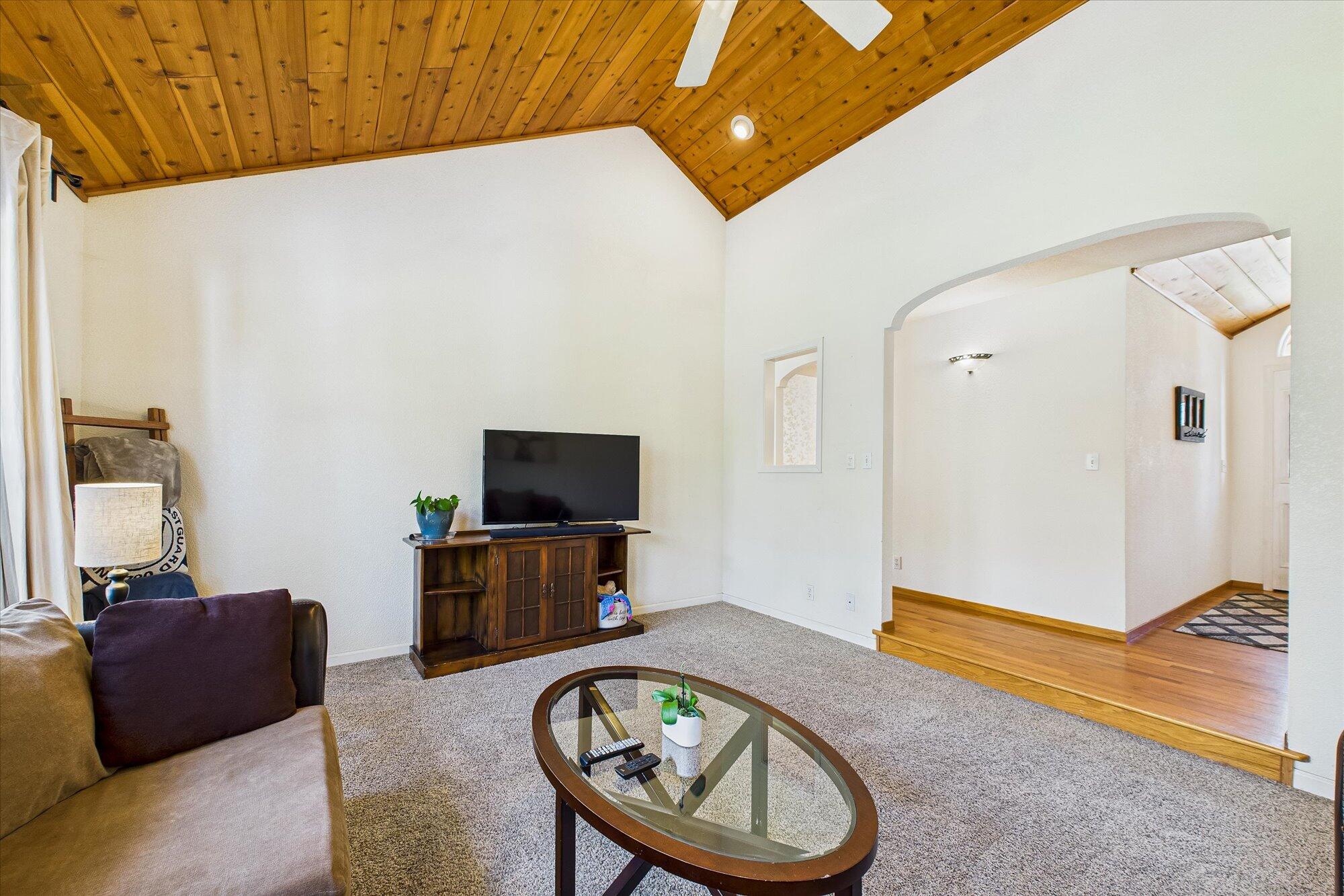 1275 Creek Court, McKinleyville