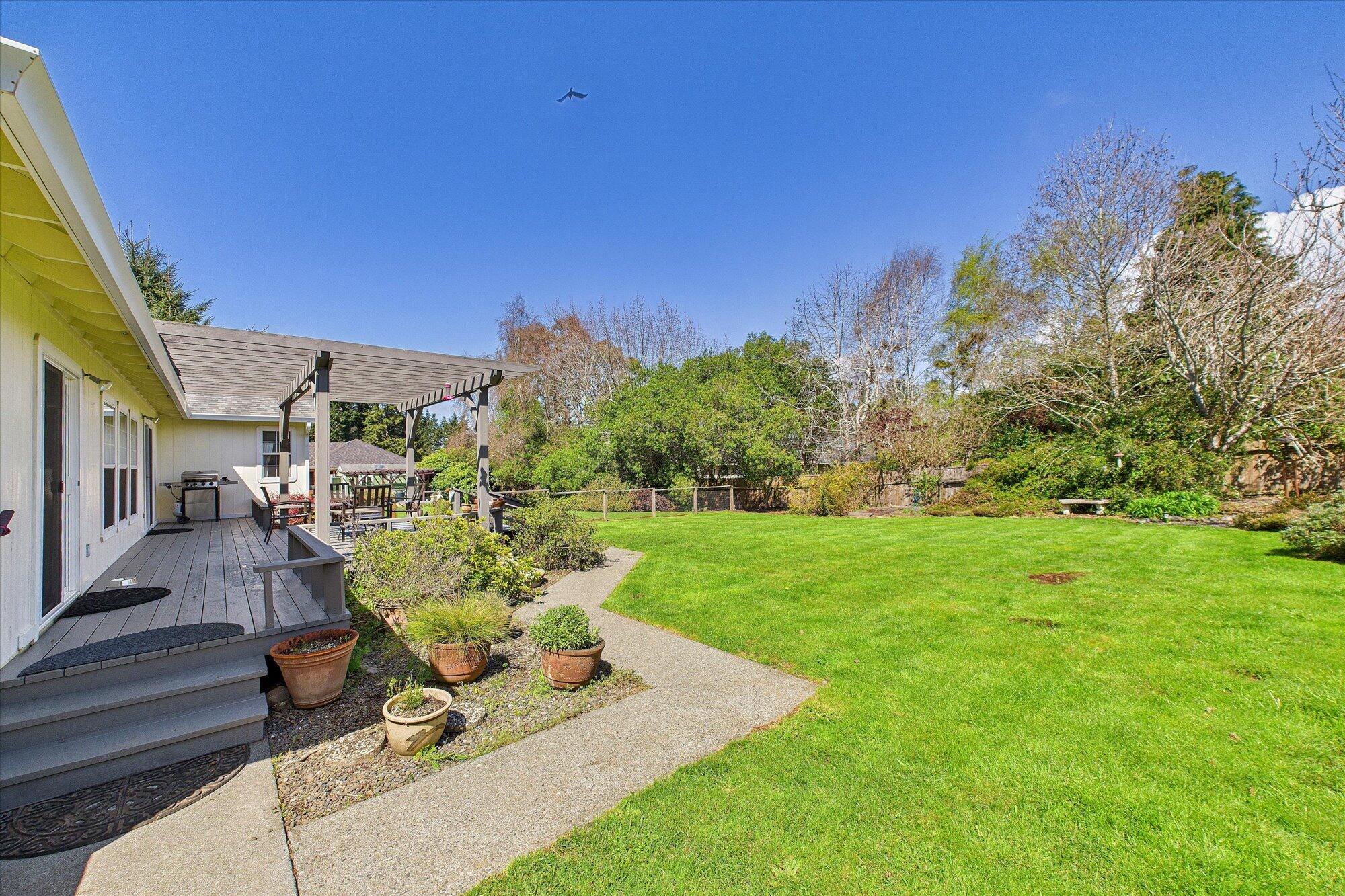 1275 Creek Court, McKinleyville