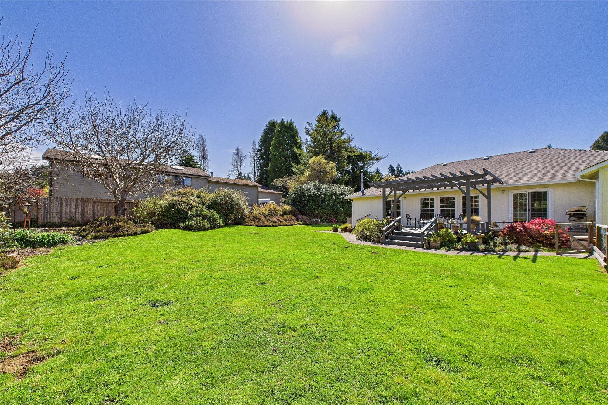 1275 Creek Court, McKinleyville