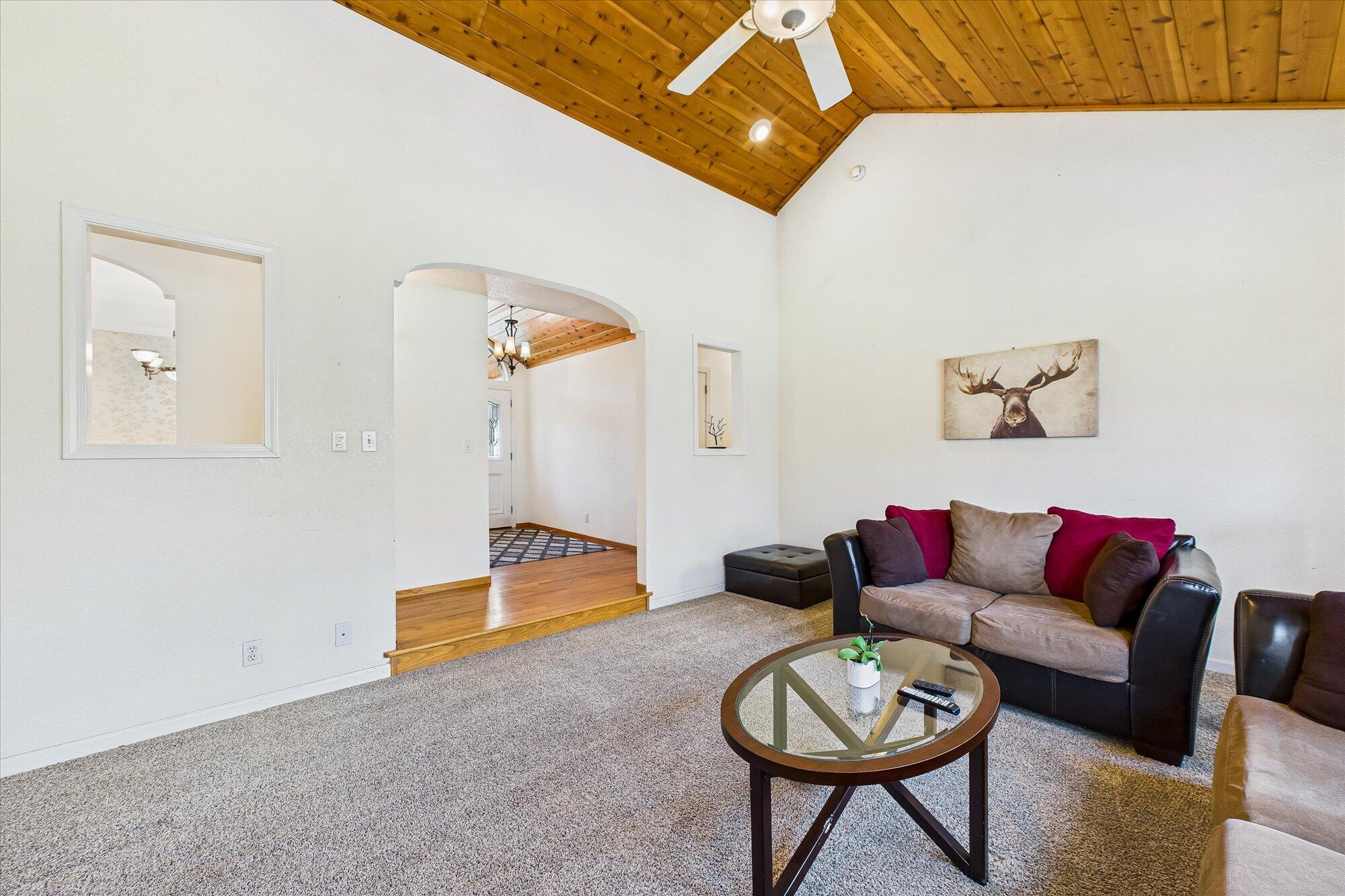 1275 Creek Court, McKinleyville