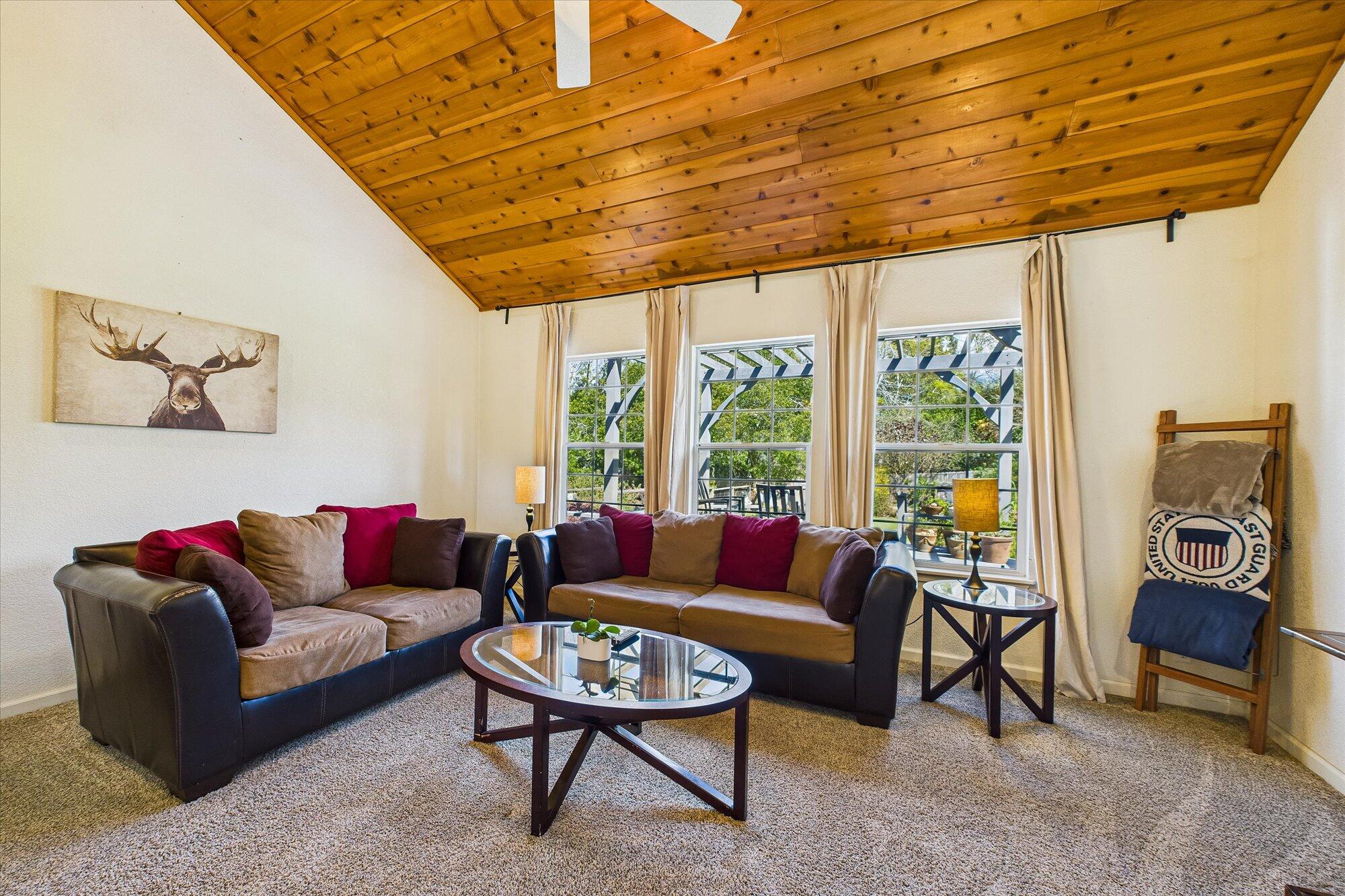 1275 Creek Court, McKinleyville