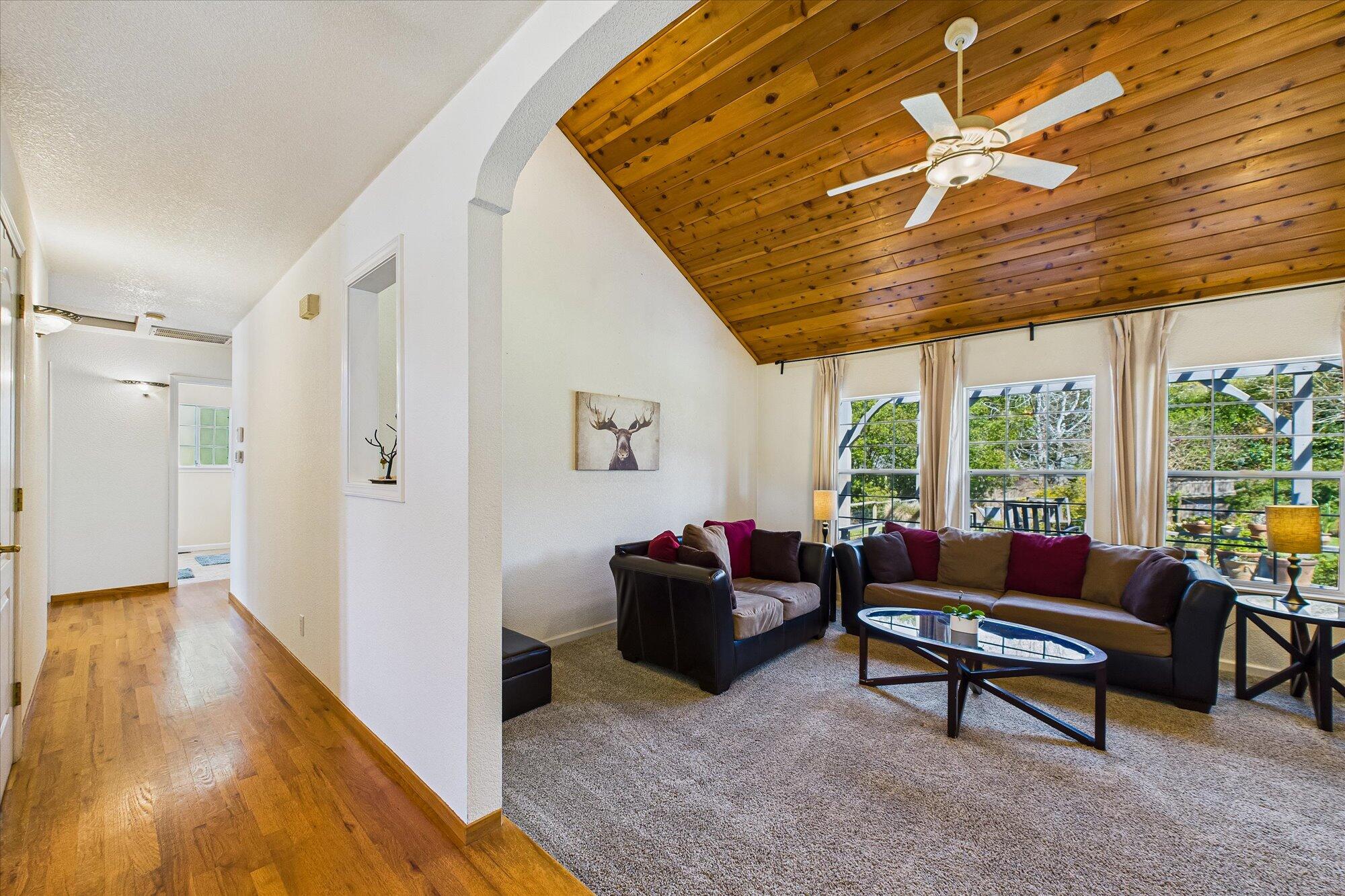 1275 Creek Court, McKinleyville