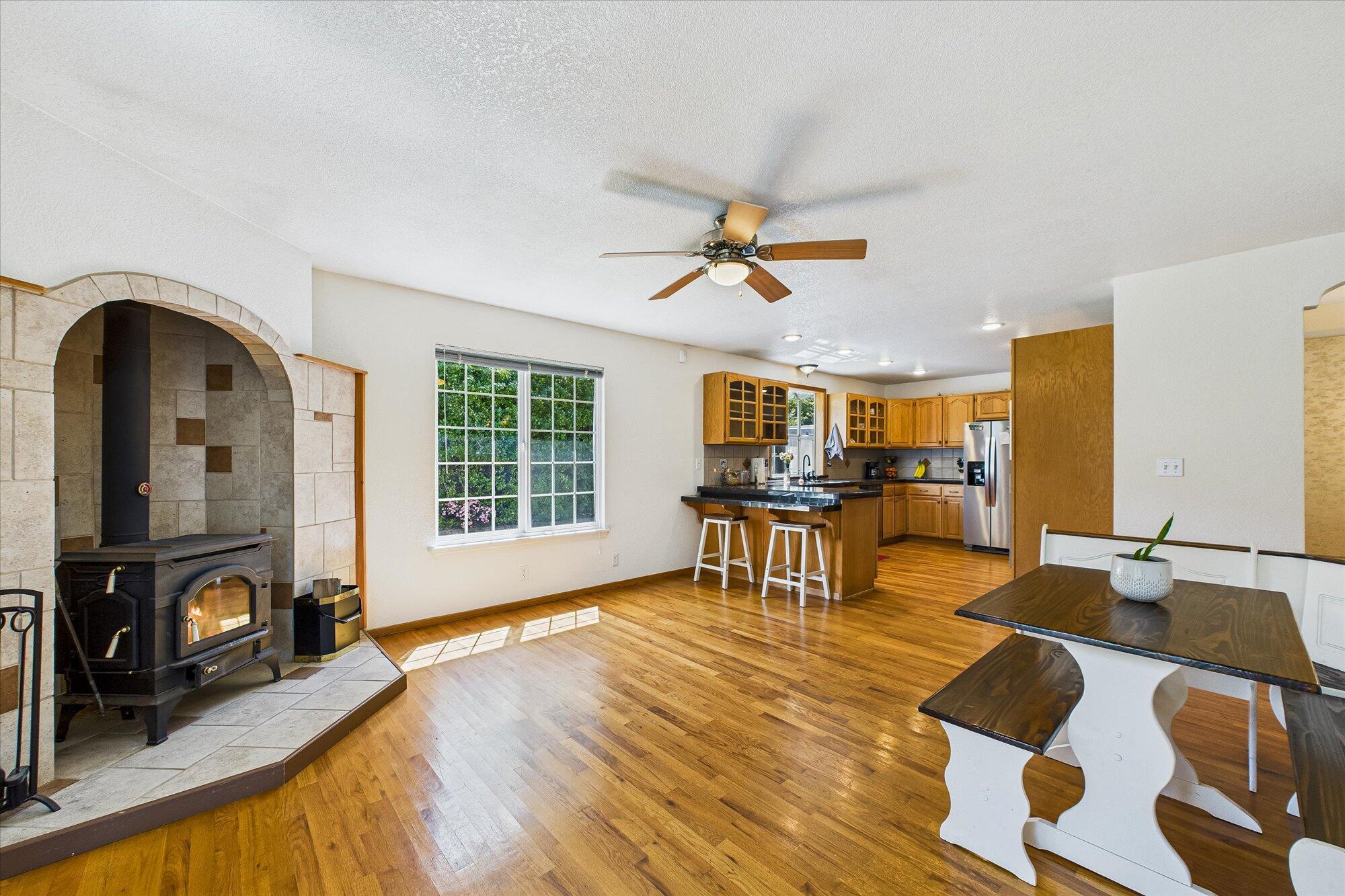 1275 Creek Court, McKinleyville