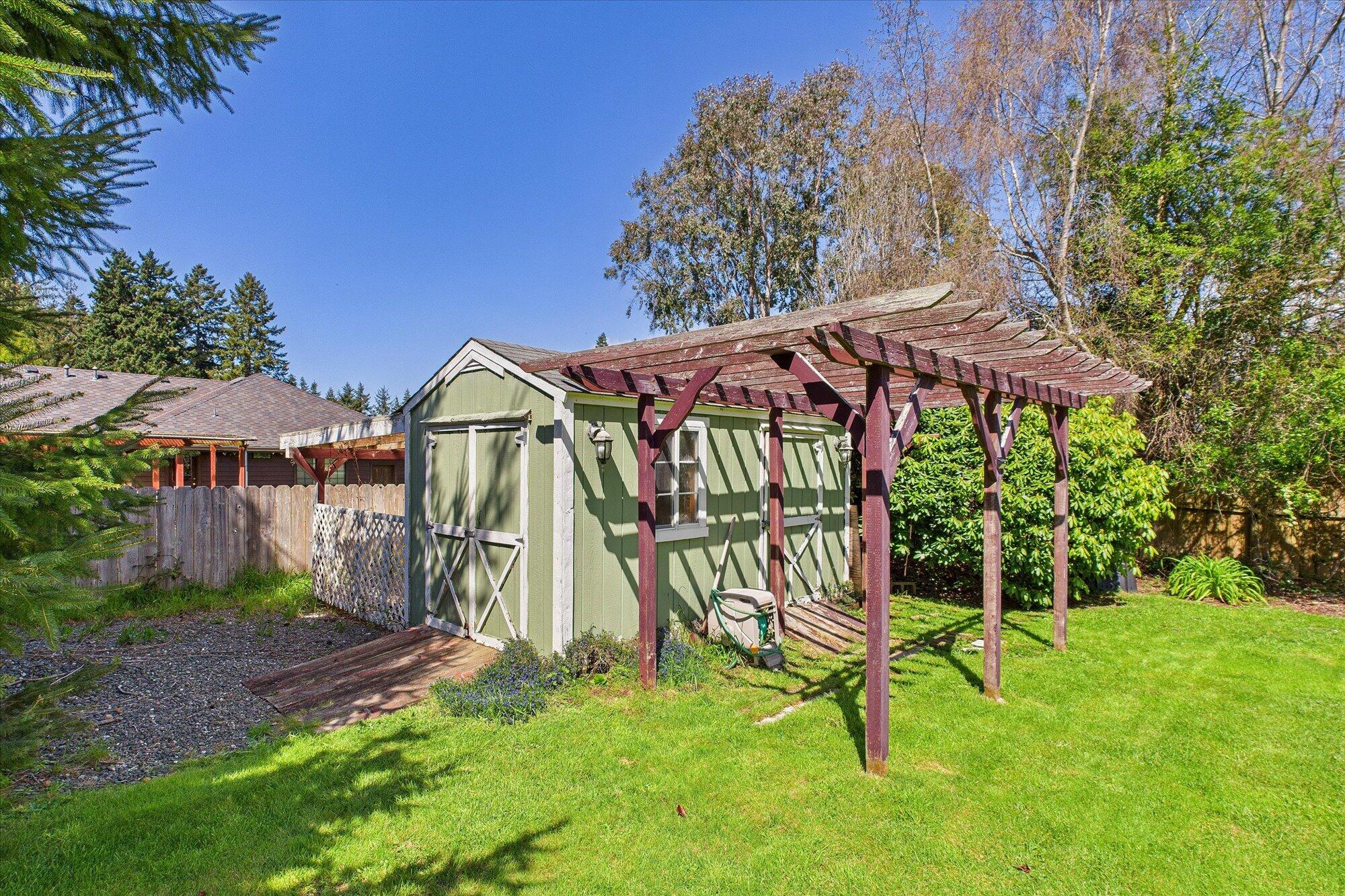 1275 Creek Court, McKinleyville