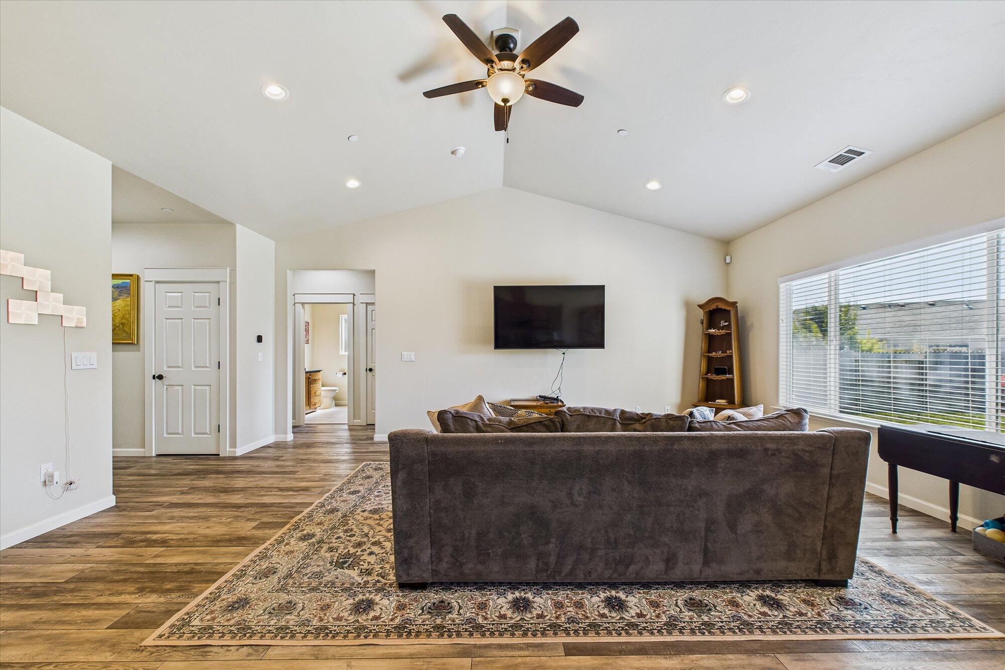 1720 Tasi Lane, McKinleyville