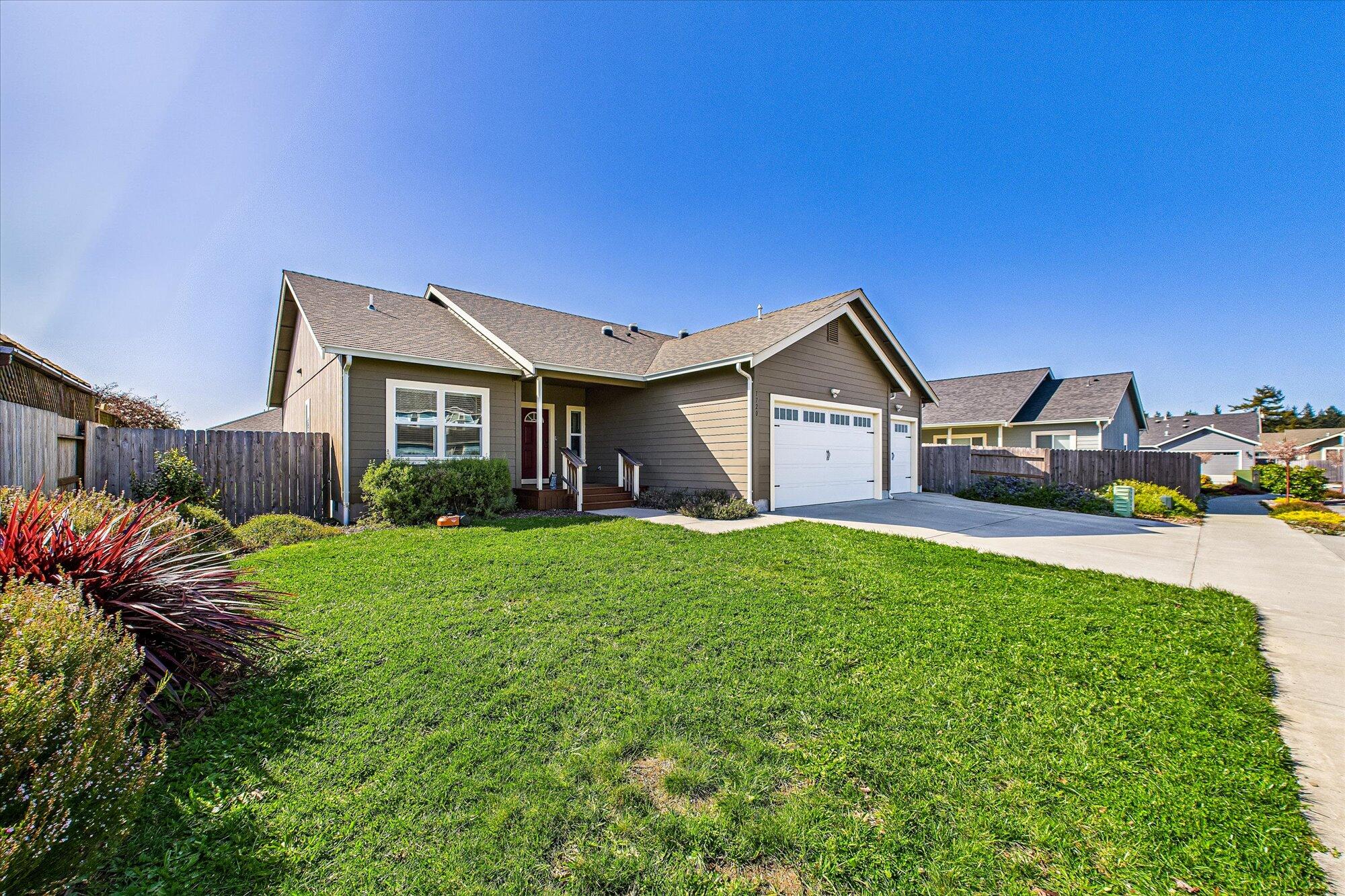 1720 Tasi Lane, McKinleyville