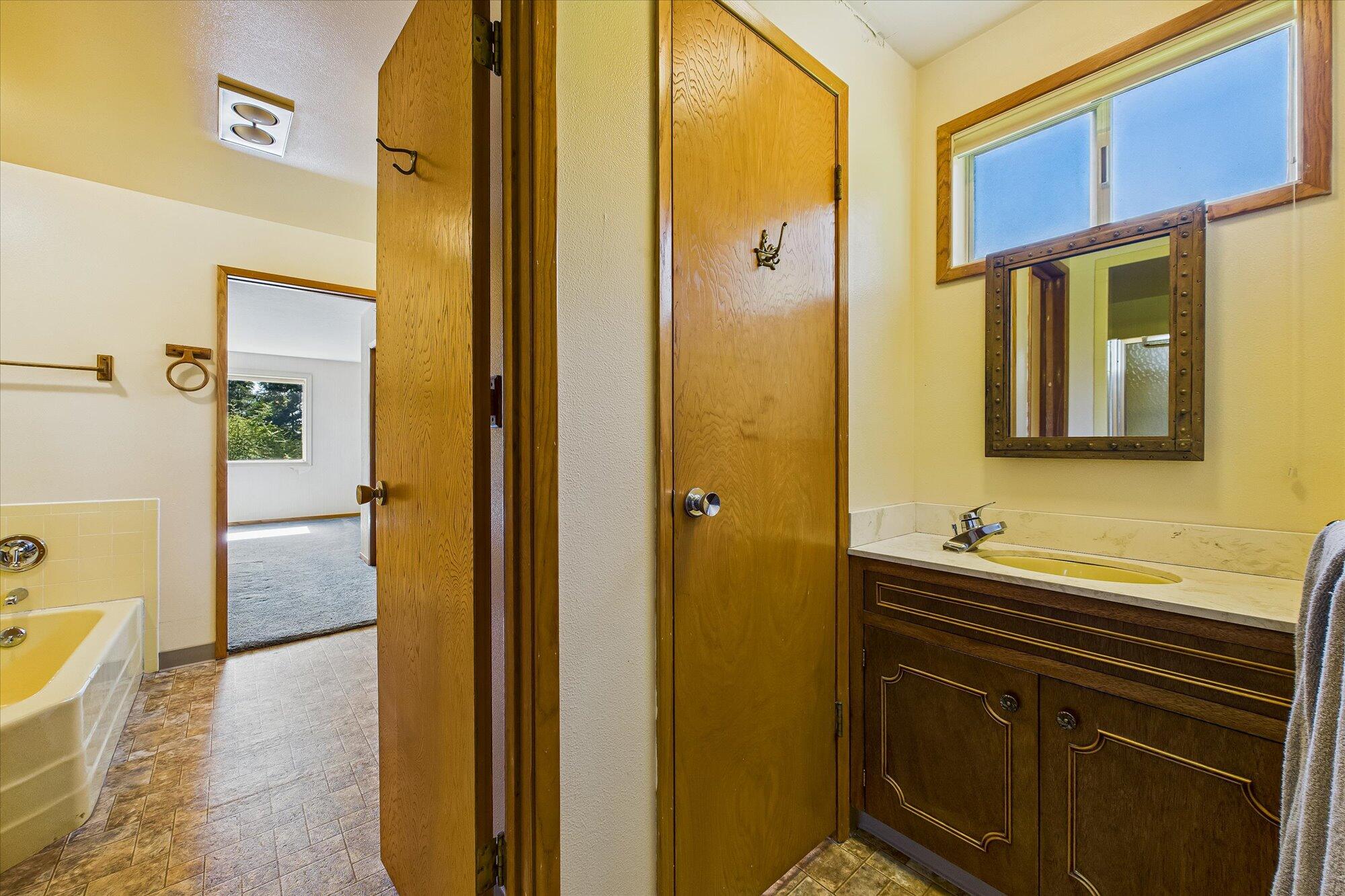 1583 Fickle Hill Road