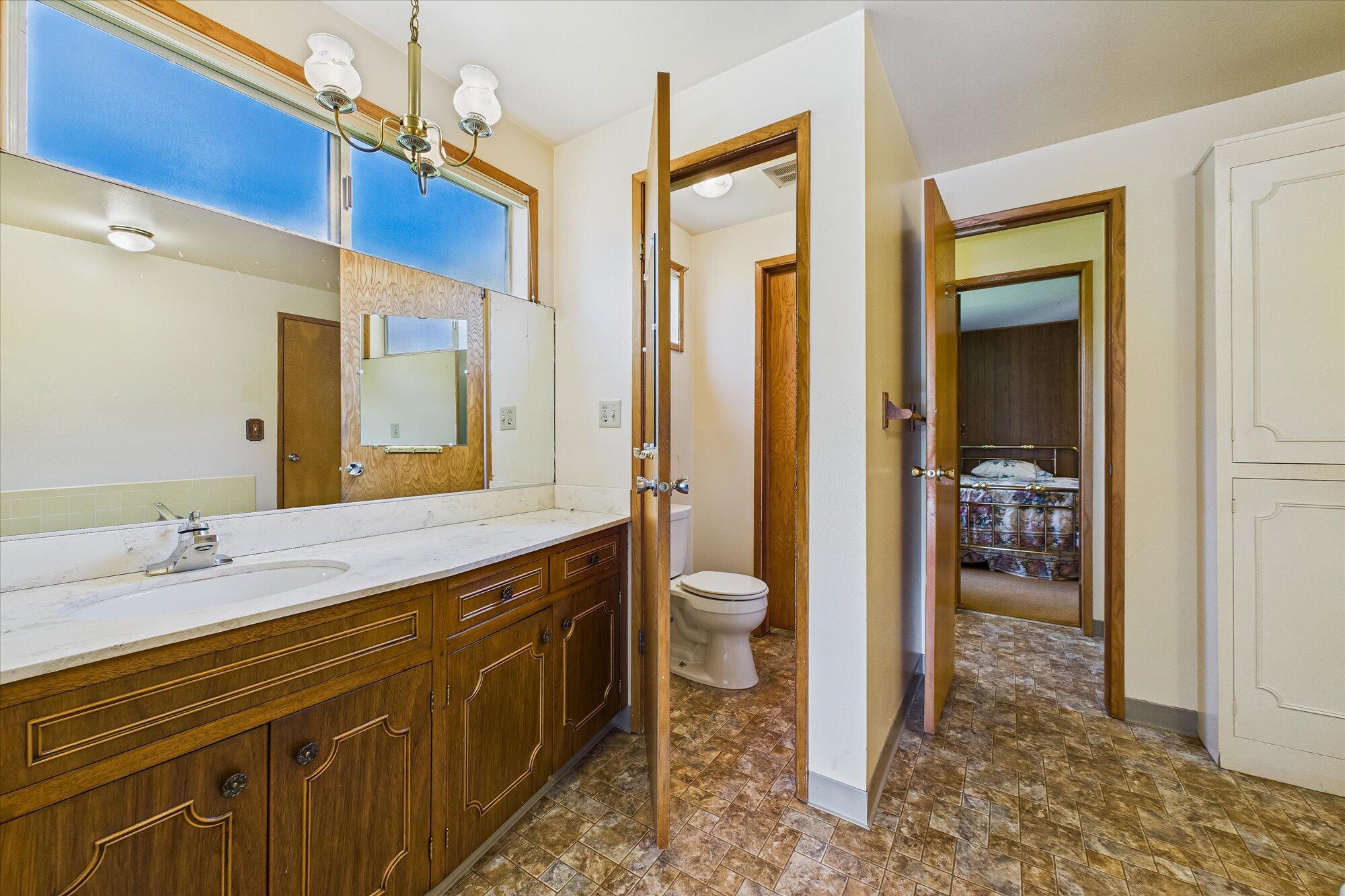 1583 Fickle Hill Road