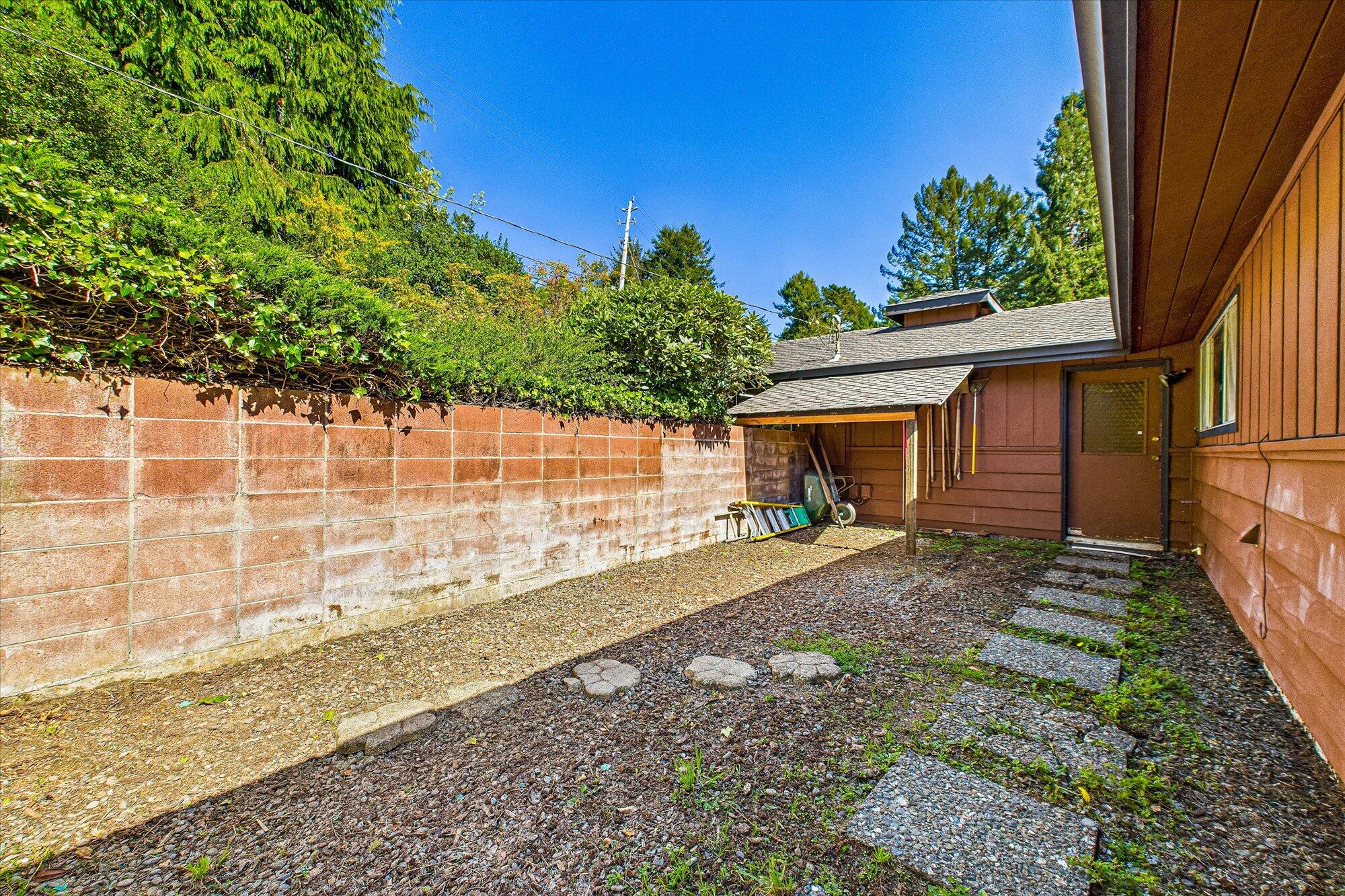 1583 Fickle Hill Road