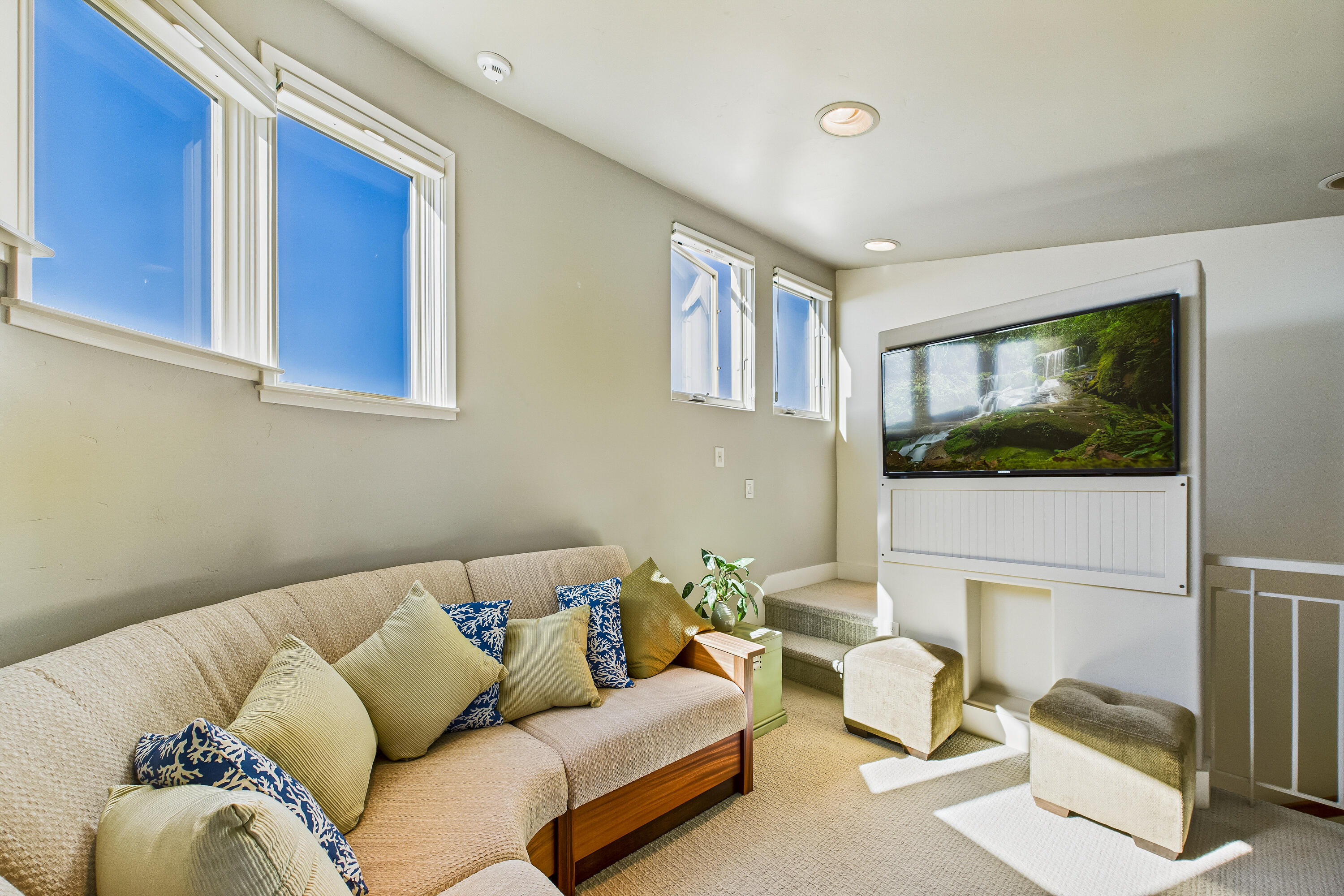 2822 Sandpointe Drive, McKinleyville