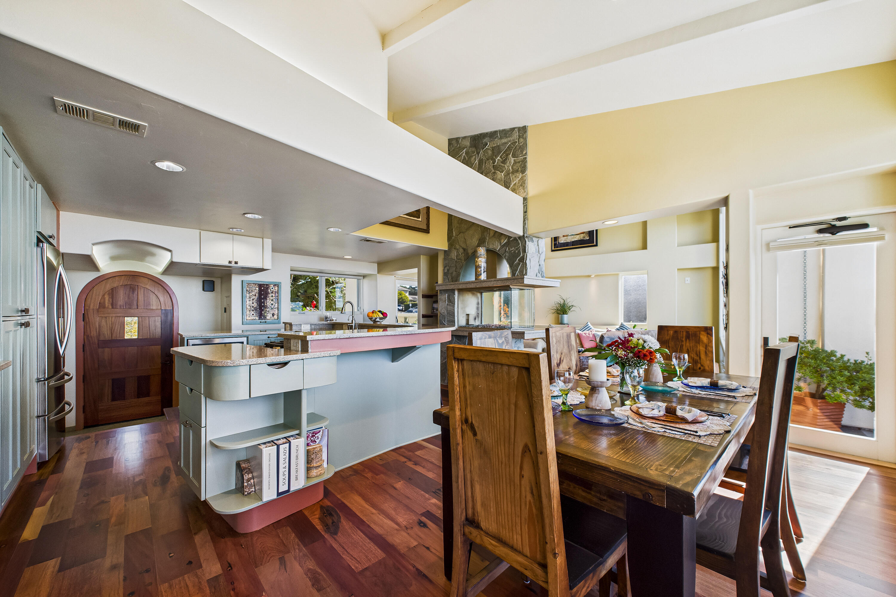 2822 Sandpointe Drive, McKinleyville