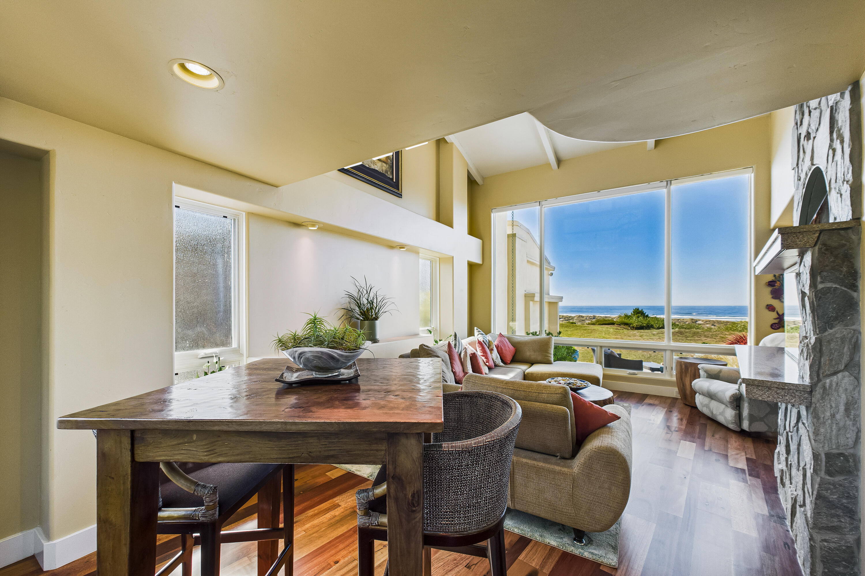 2822 Sandpointe Drive, McKinleyville