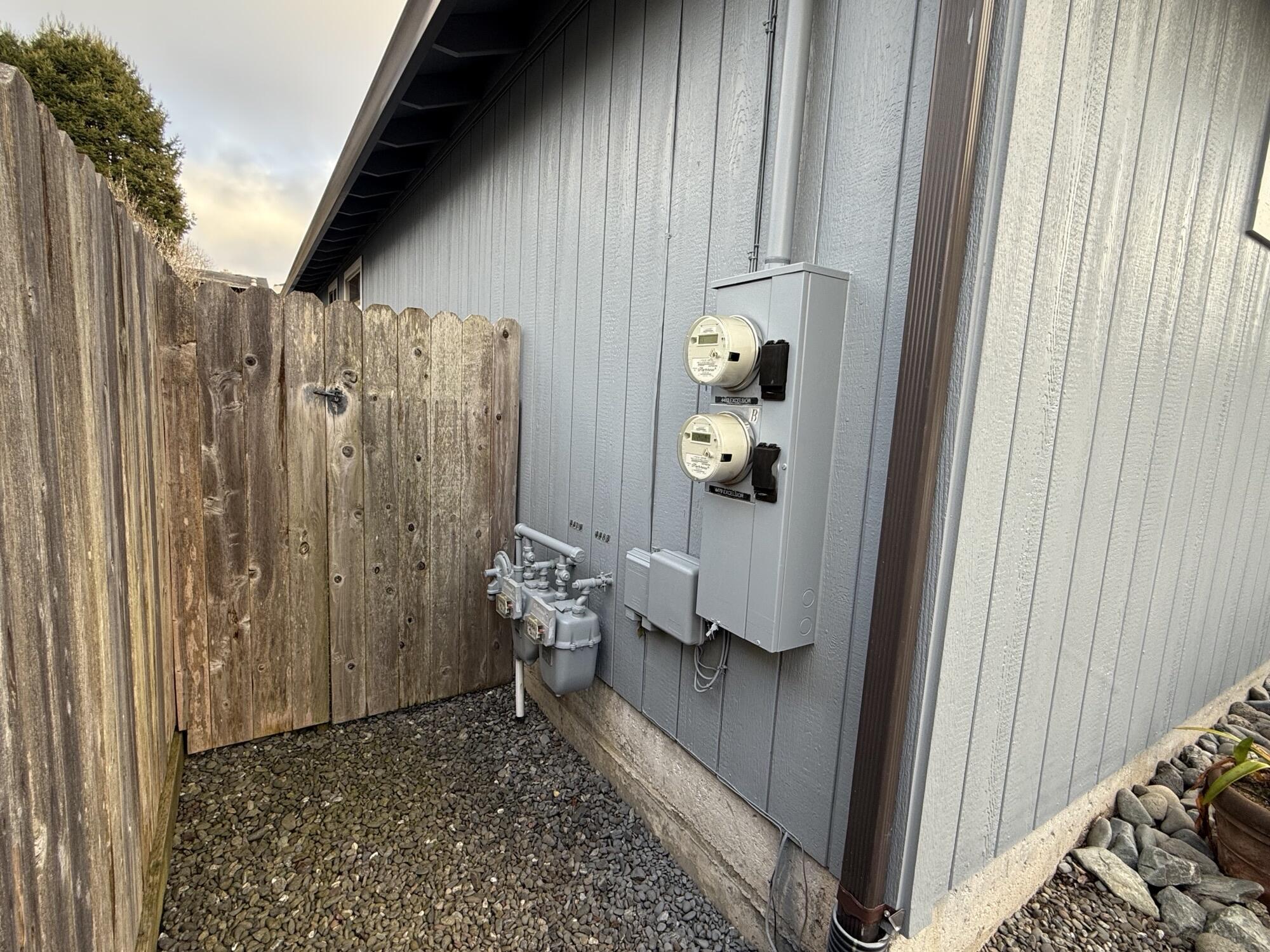 4479, 4483 Excelsior Road