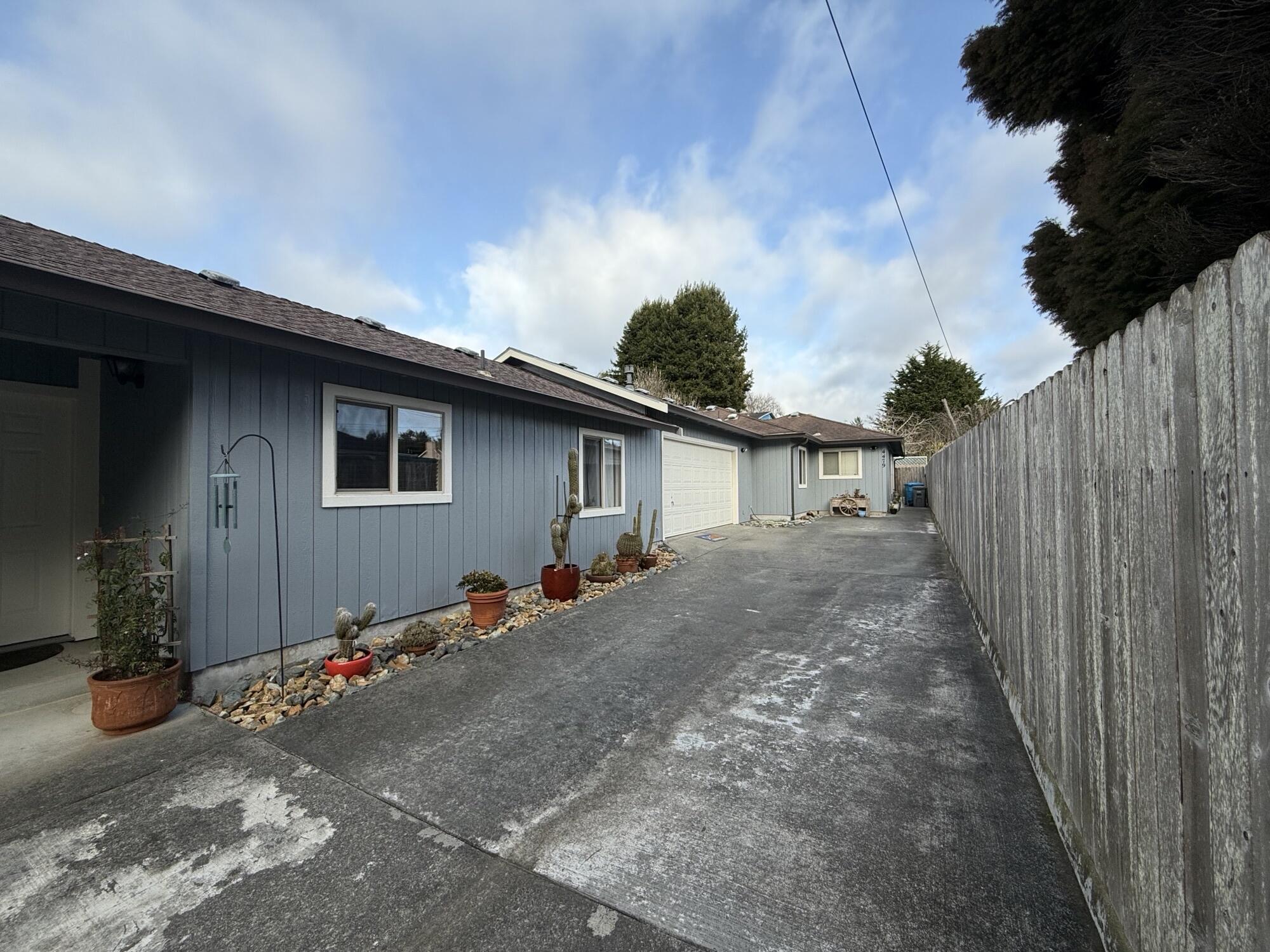 4479, 4483 Excelsior Road