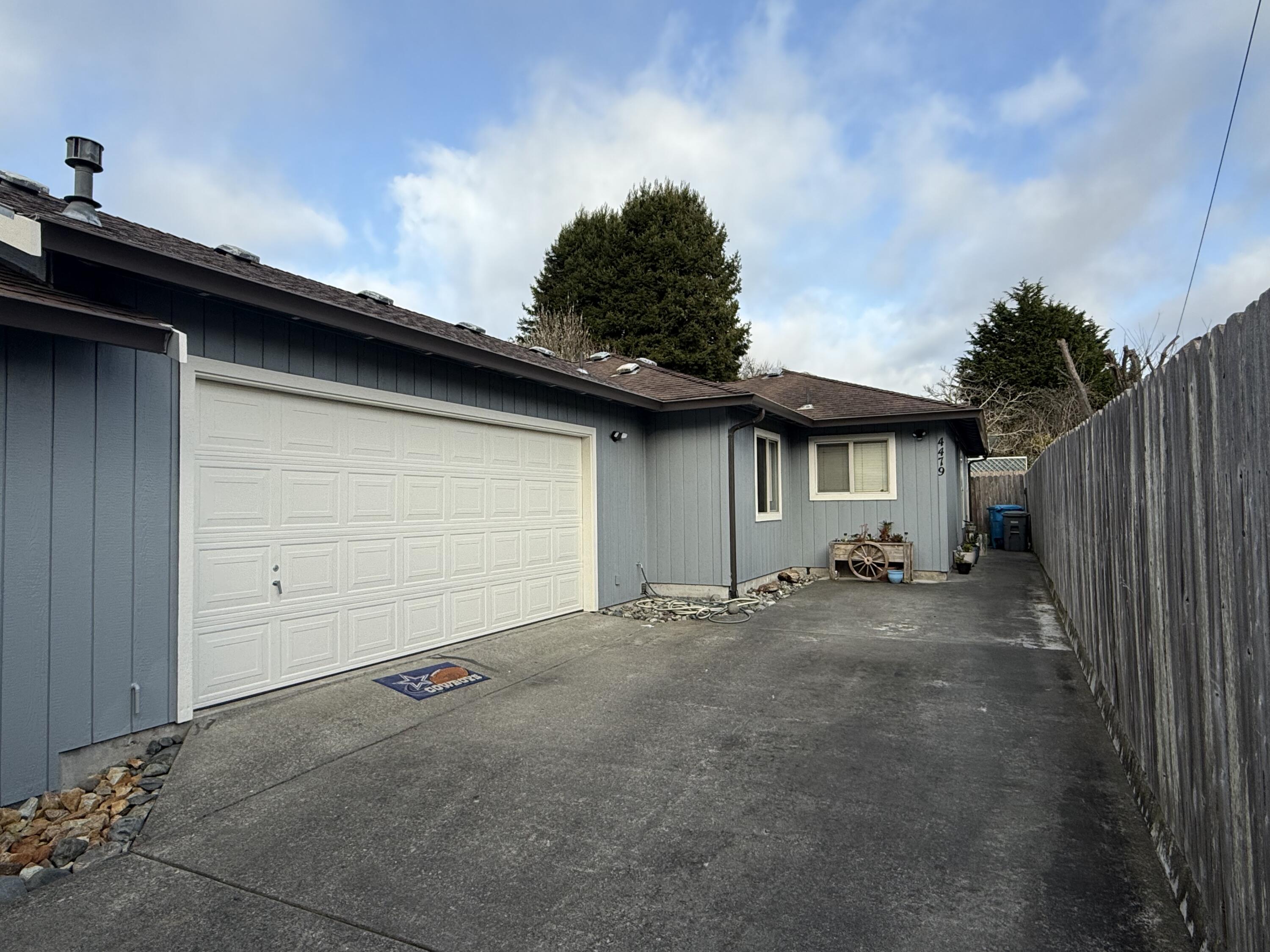 4479, 4483 Excelsior Road