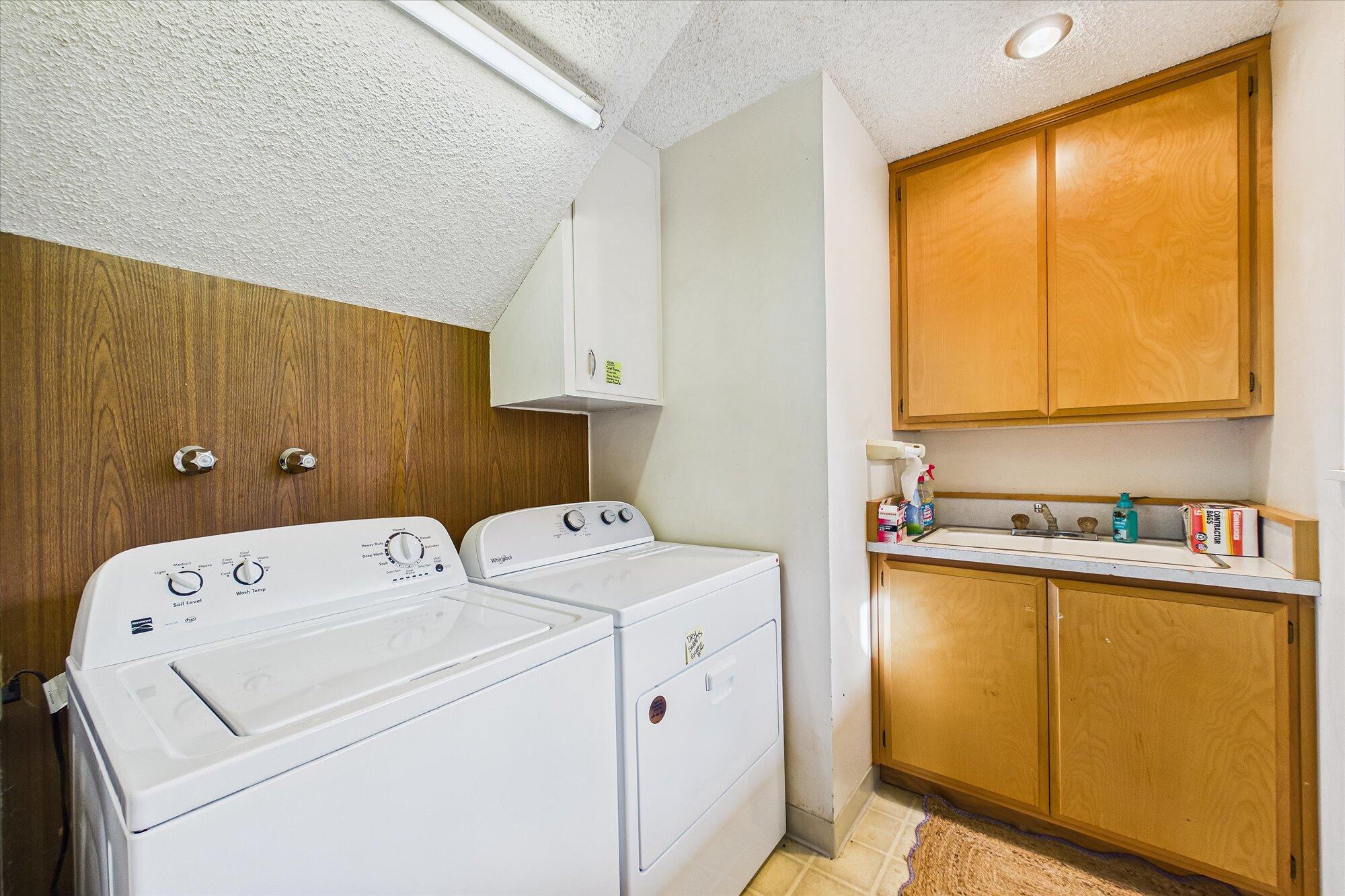 2670 Kelly Avenue, McKinleyville