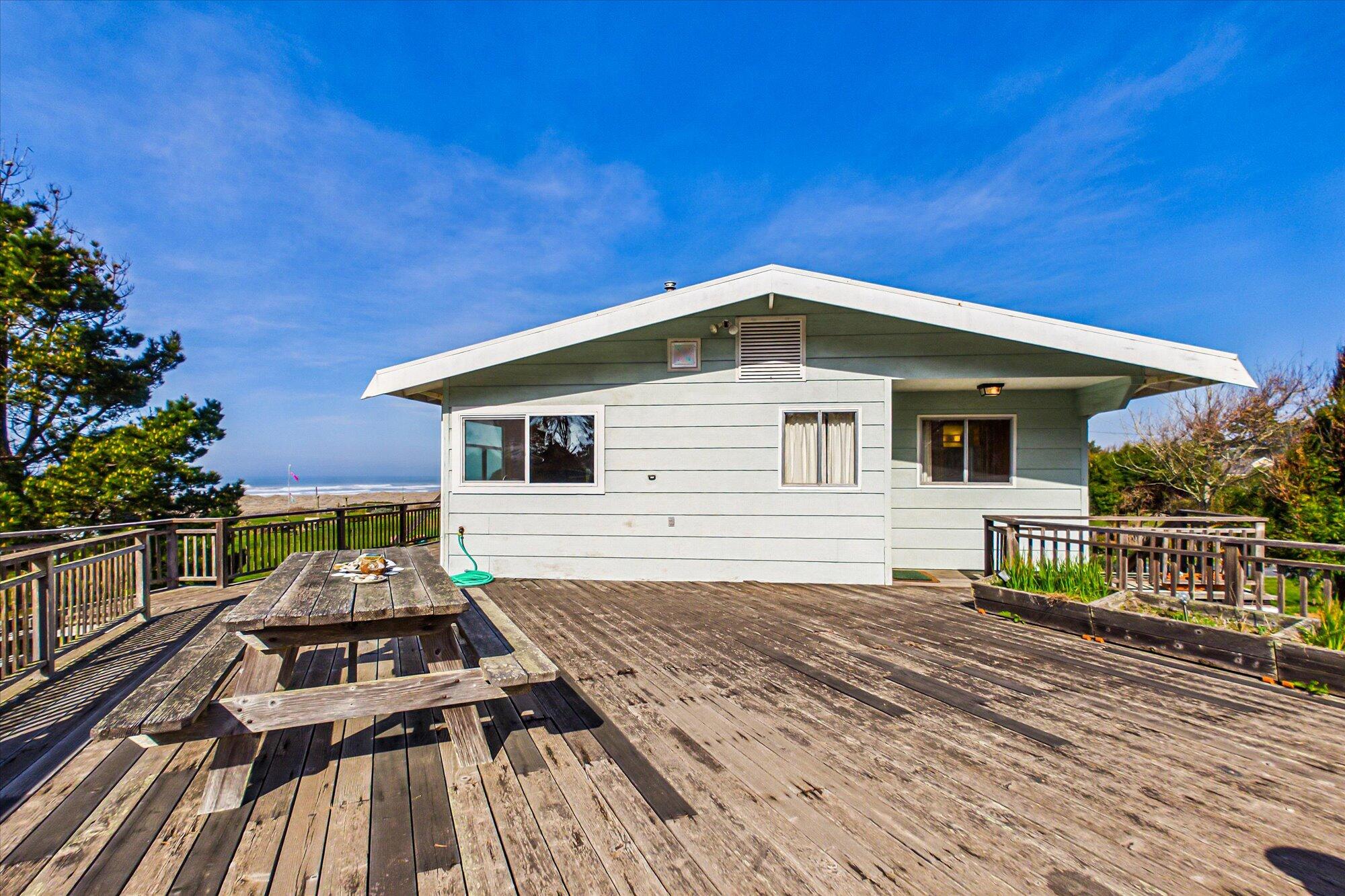 2670 Kelly Avenue, McKinleyville