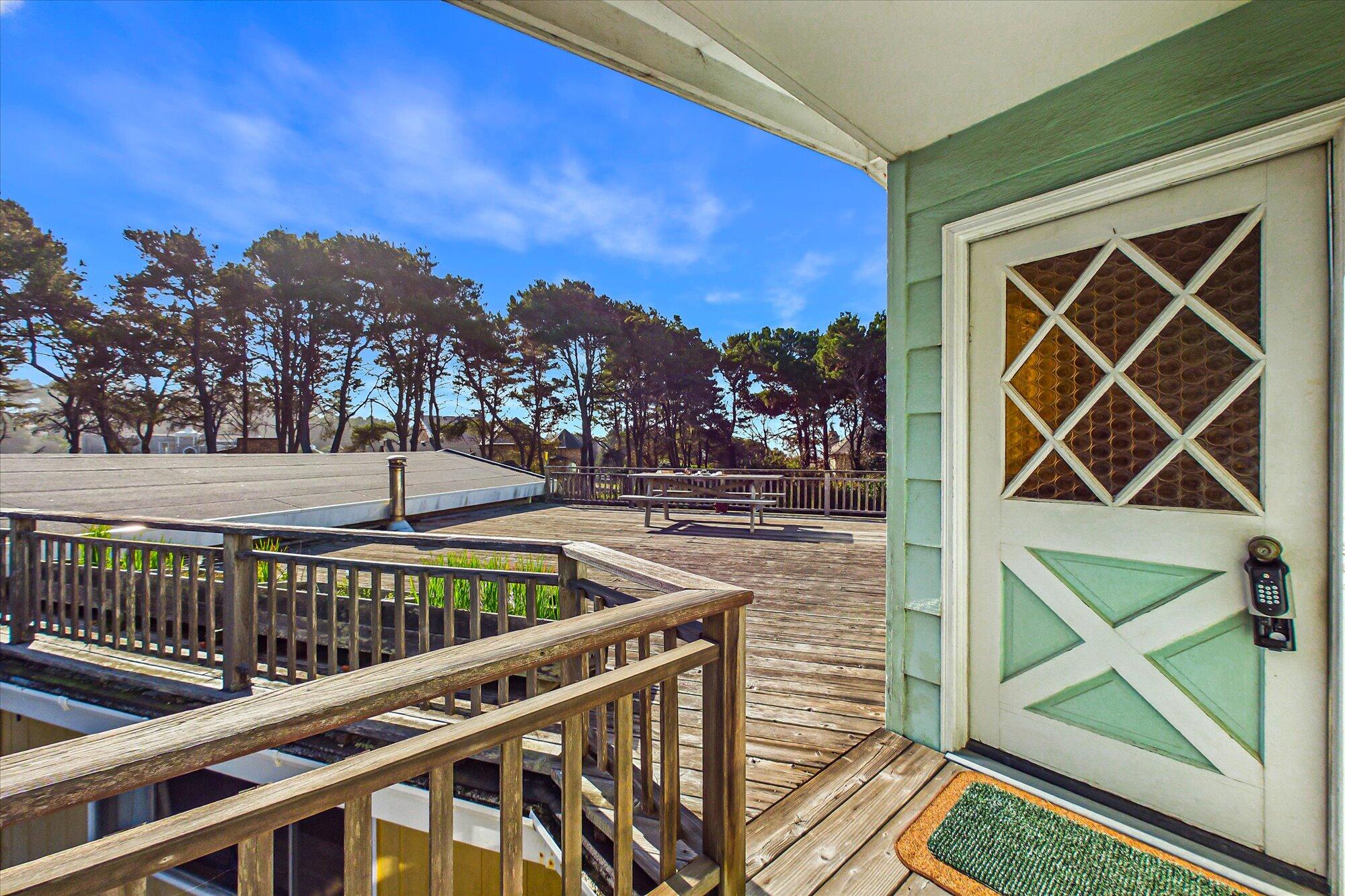 2670 Kelly Avenue, McKinleyville