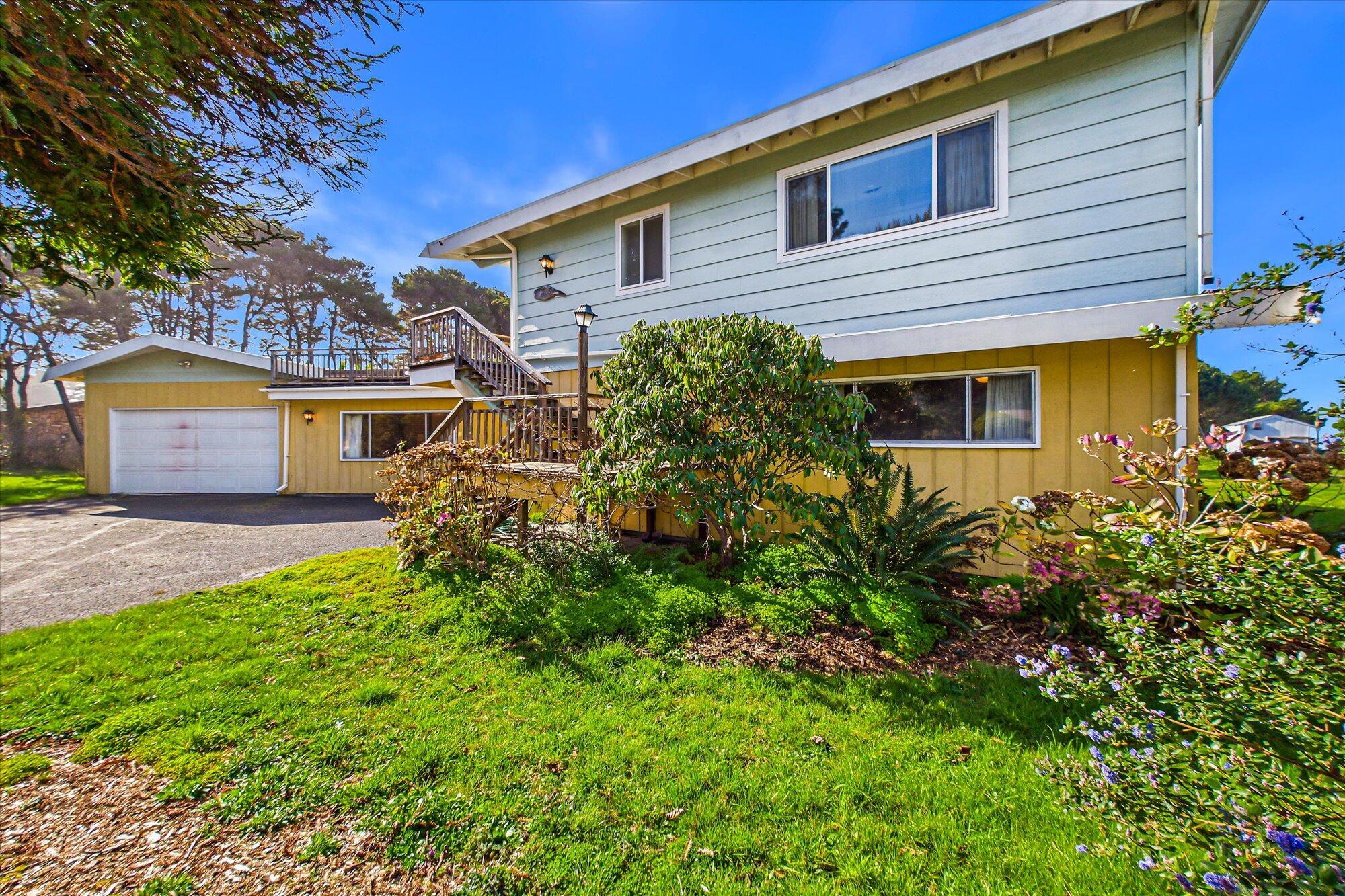 2670 Kelly Avenue, McKinleyville
