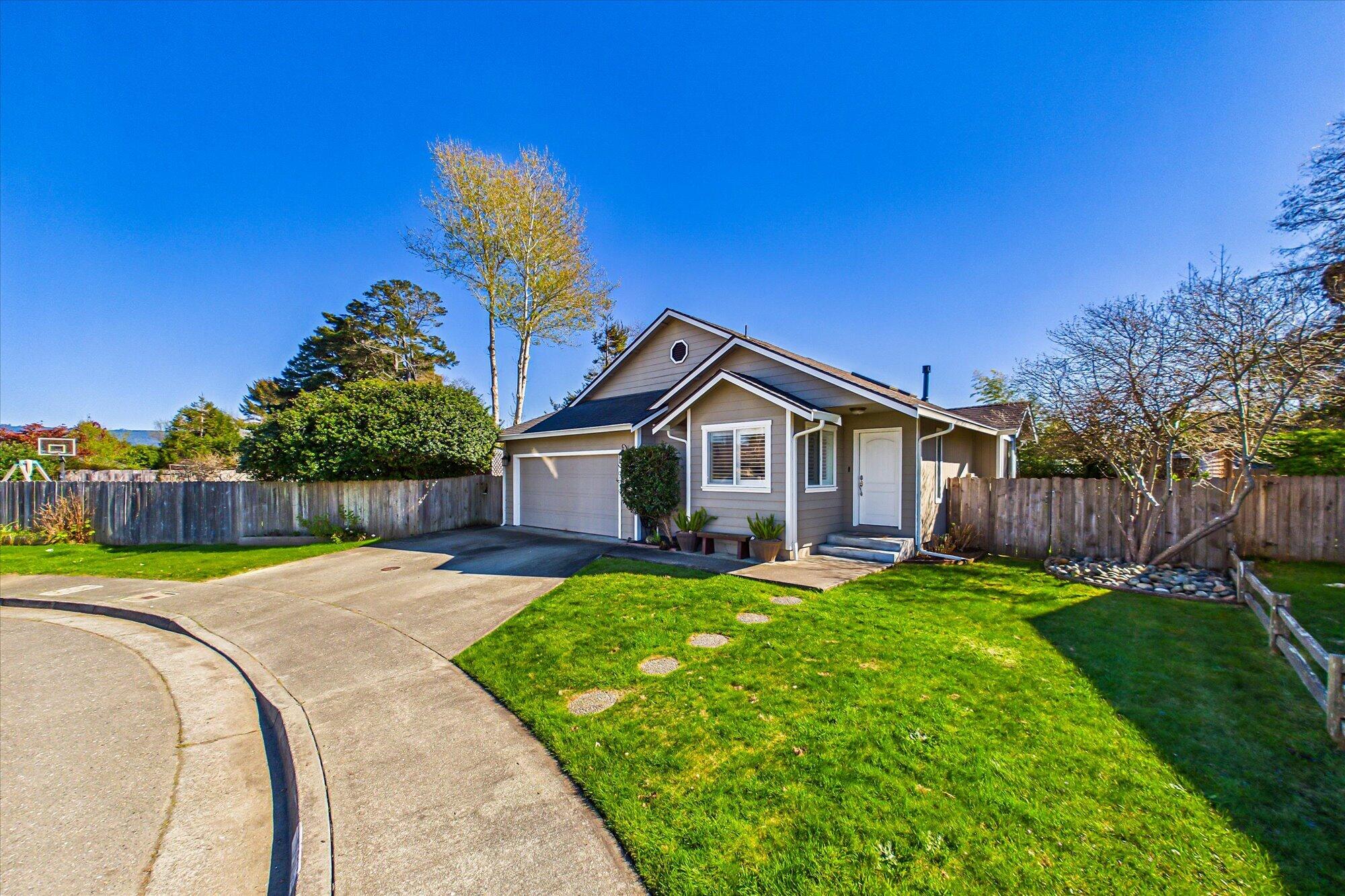 1760 Sitka Court, McKinleyville
