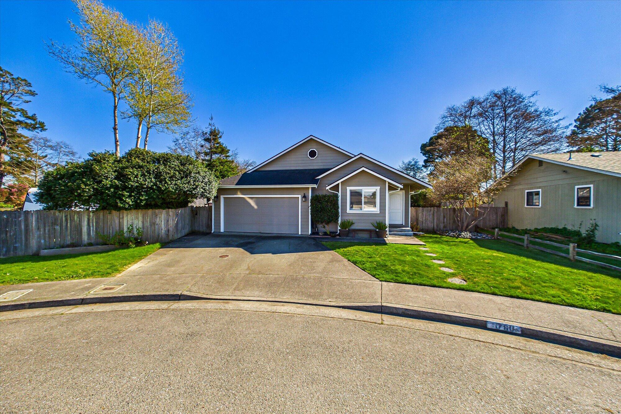 1760 Sitka Court, McKinleyville
