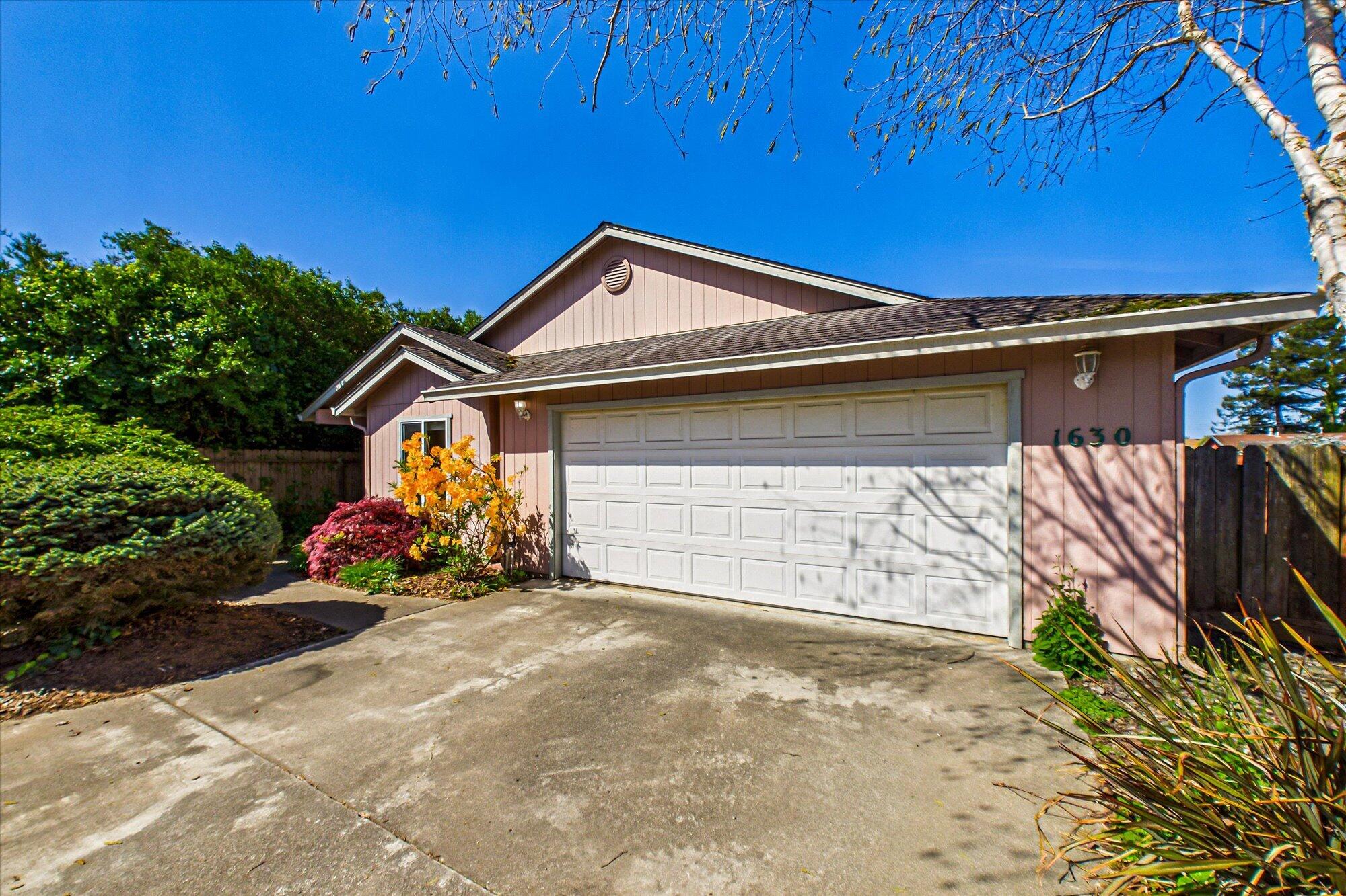 1624/1630 Dean Street