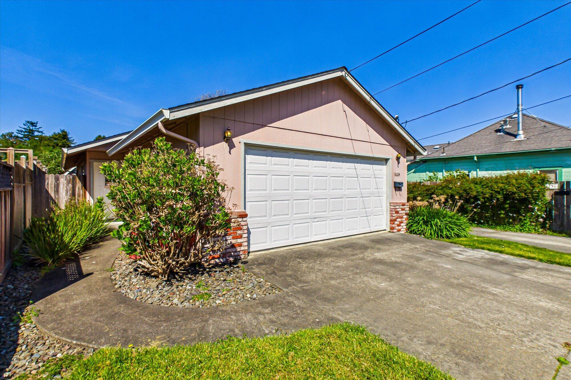 1624/1630 Dean Street