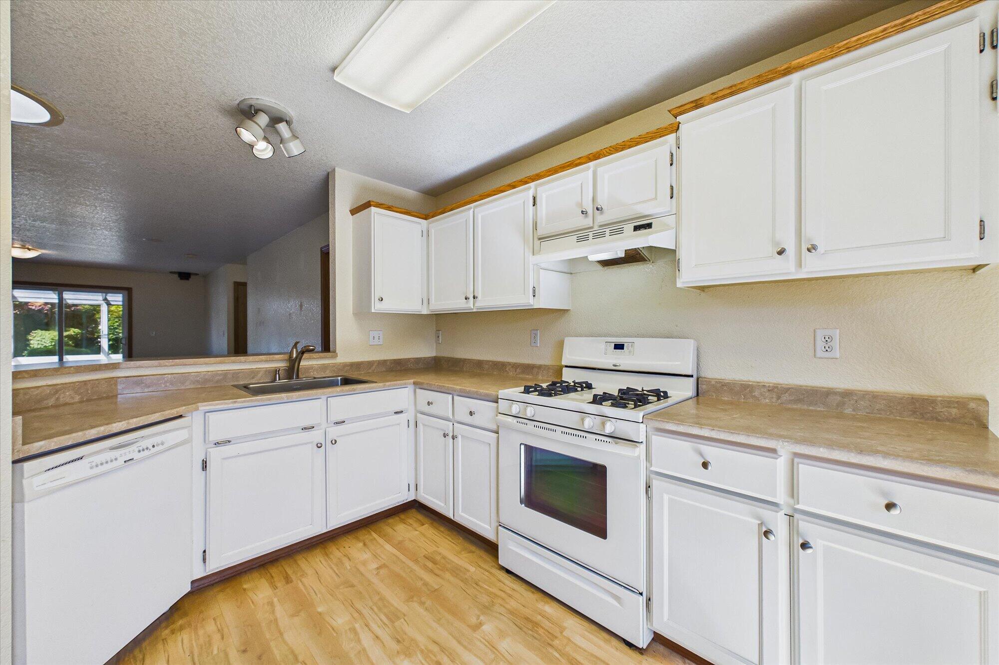 1624/1630 Dean Street