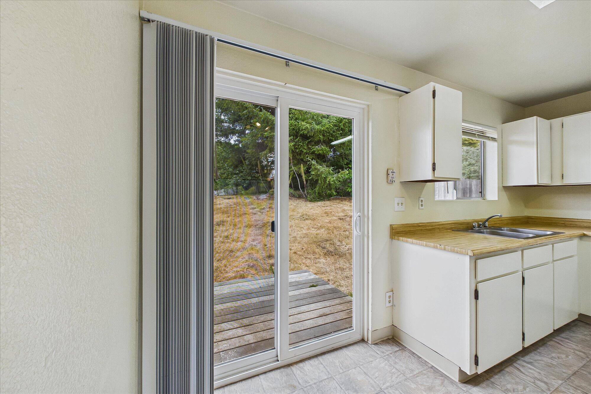 2423 Travis Court, McKinleyville