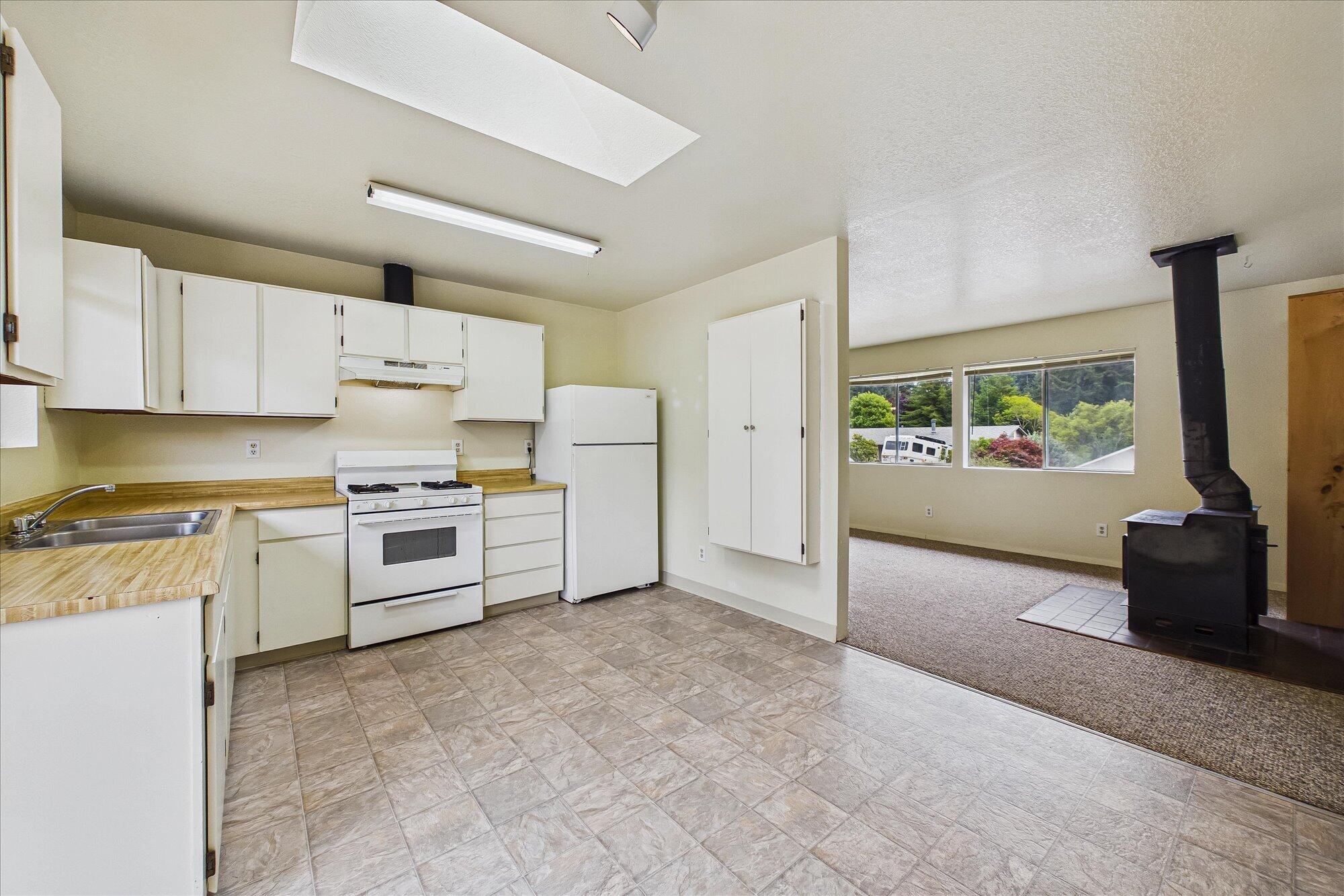 2423 Travis Court, McKinleyville