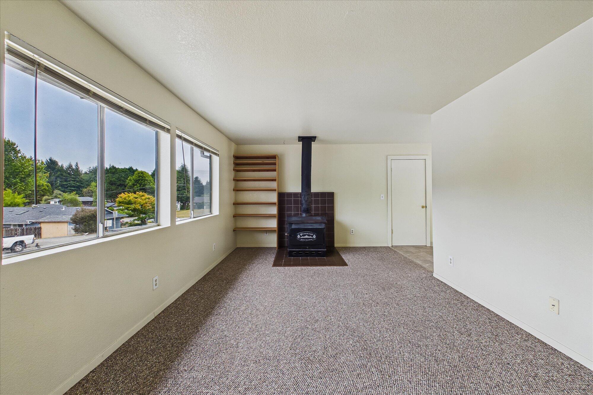 2423 Travis Court, McKinleyville