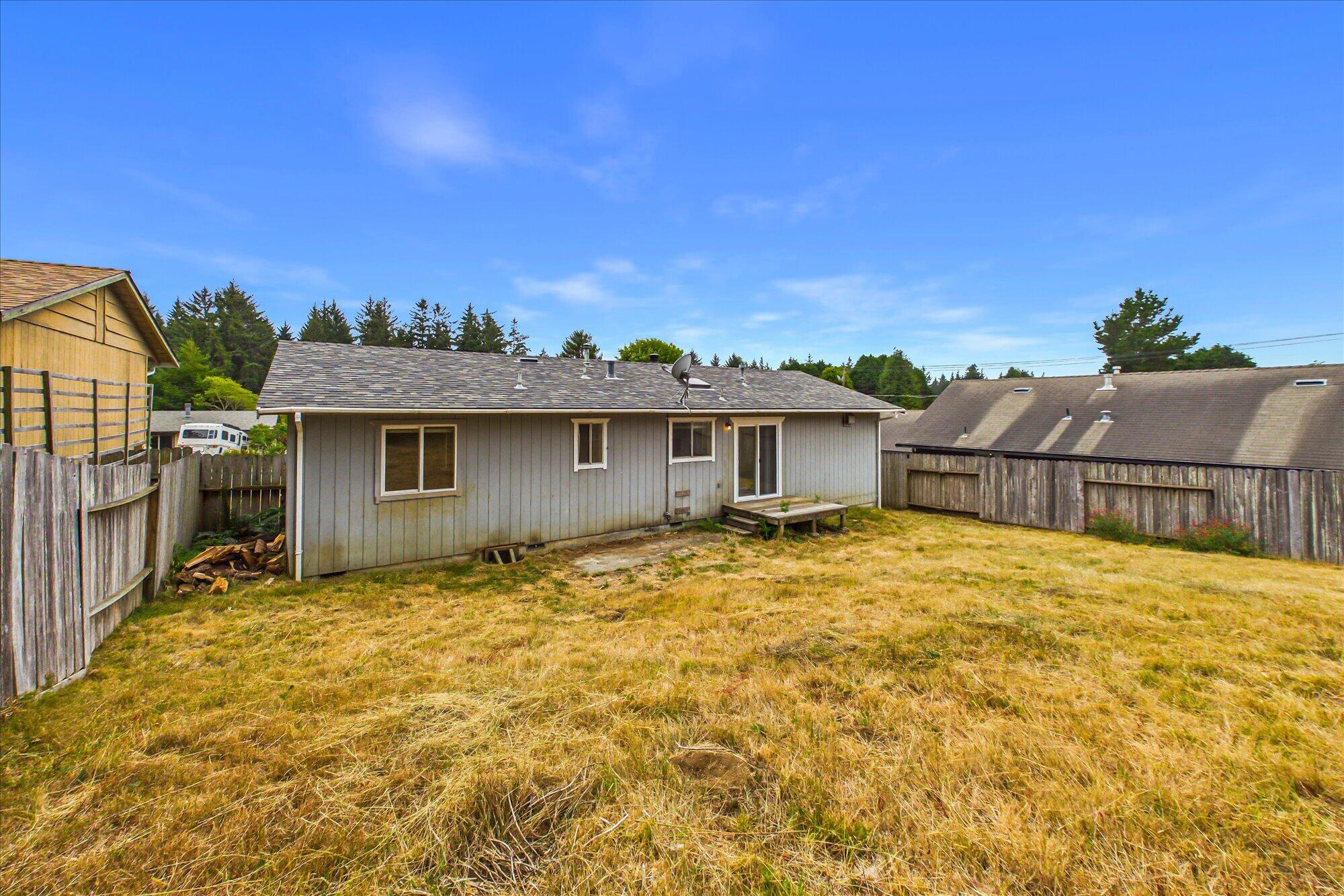 2423 Travis Court, McKinleyville